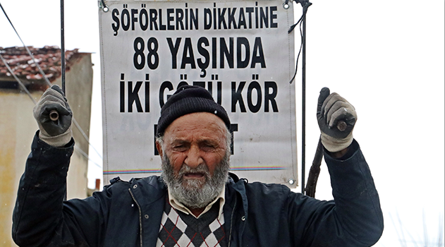 Görmeyen gözlerle 15 saatlik çöp mesaisi