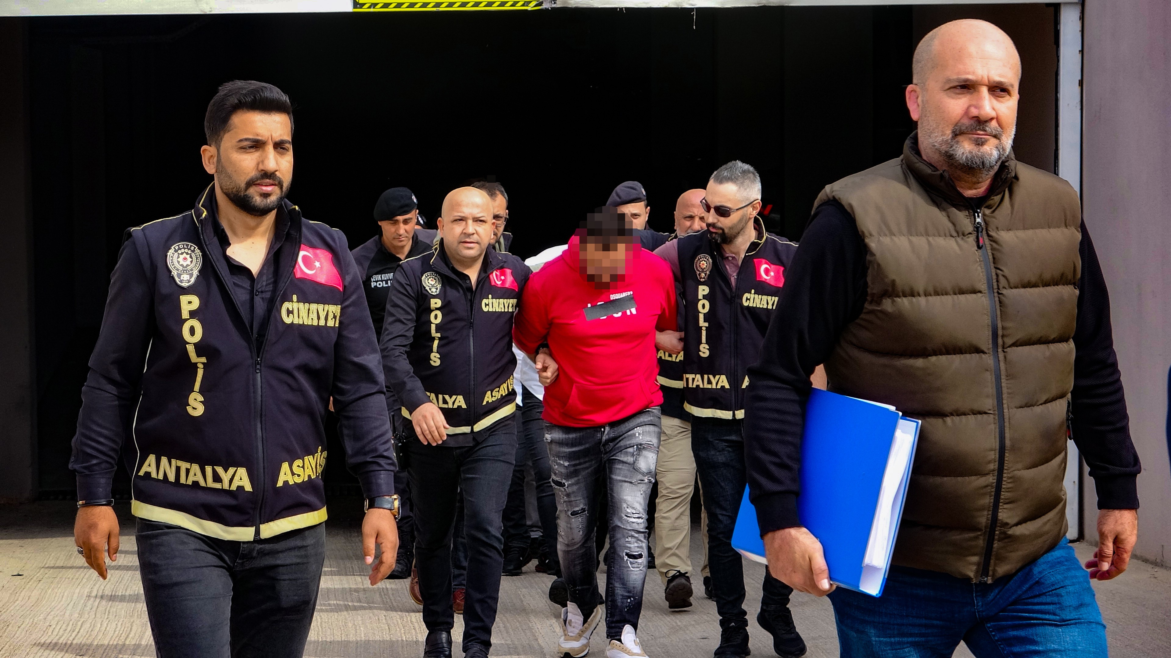 Gece kulübüne düzenlenen saldırının ardından cinayet bürodan "Paket" operasyonu