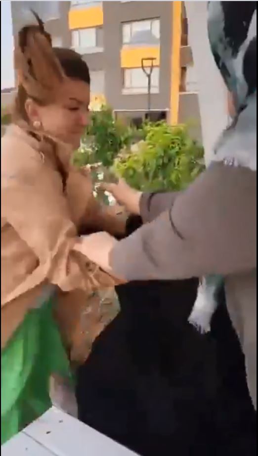 Sosyal Medya'da Gündem Oldu! Komşuların kavgasına soruşturma