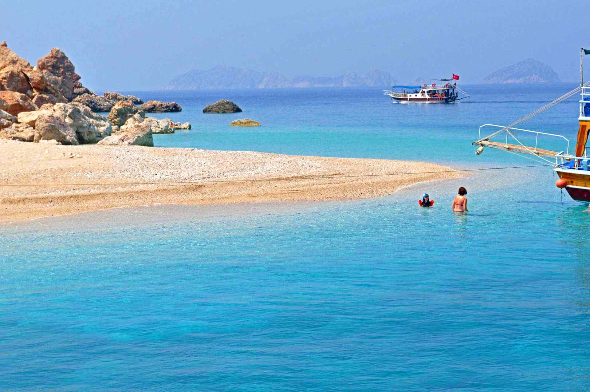 Adrasan Tekne Turu, Gün Boyu Tur Fiyatları Ne kadar? Antalya'nın Ünlü Koyları! 
