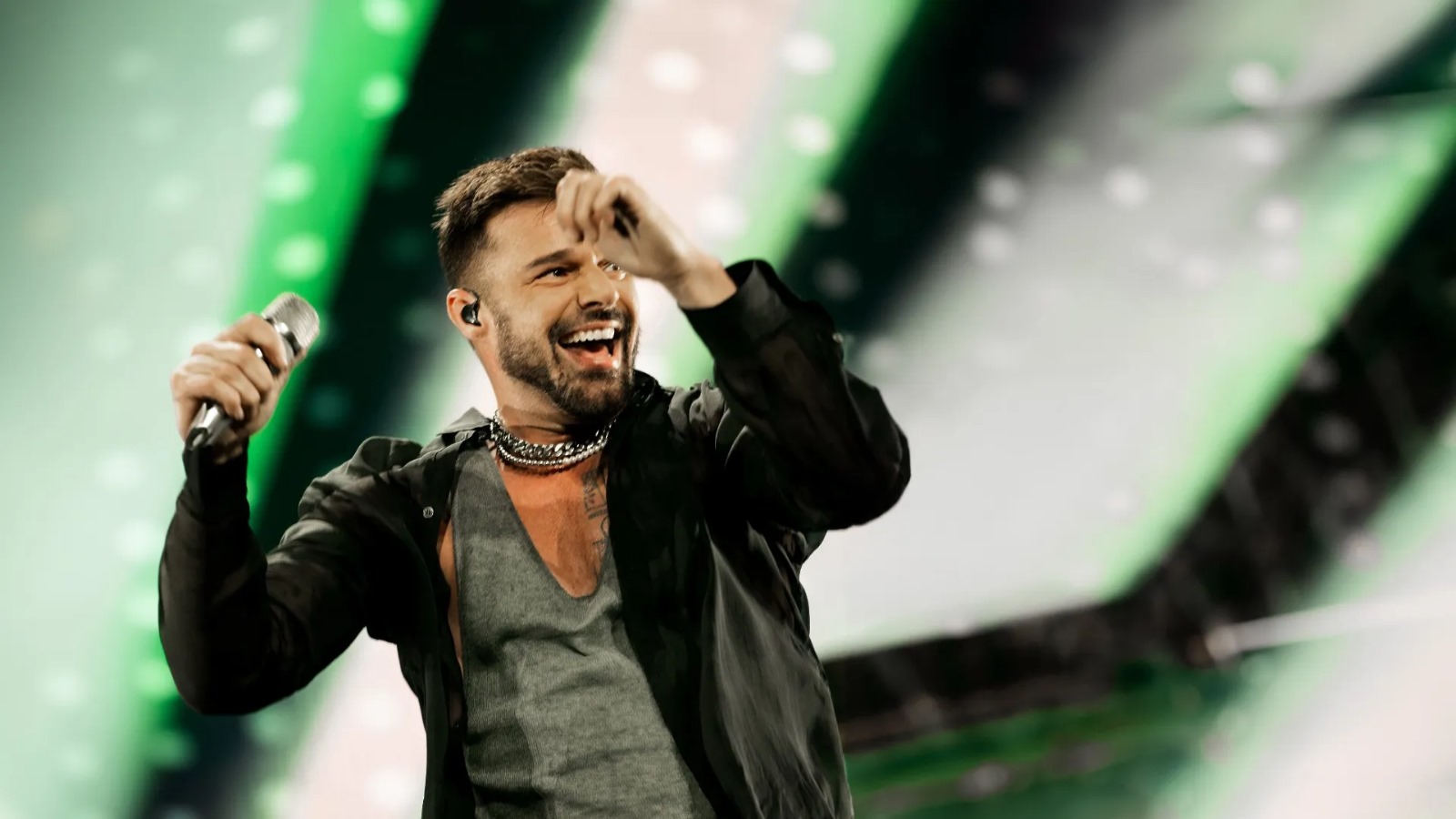 Antalya'da Ricky Martin Fırtınası! Unutulmaz Bir Geceye Hazır Olun!