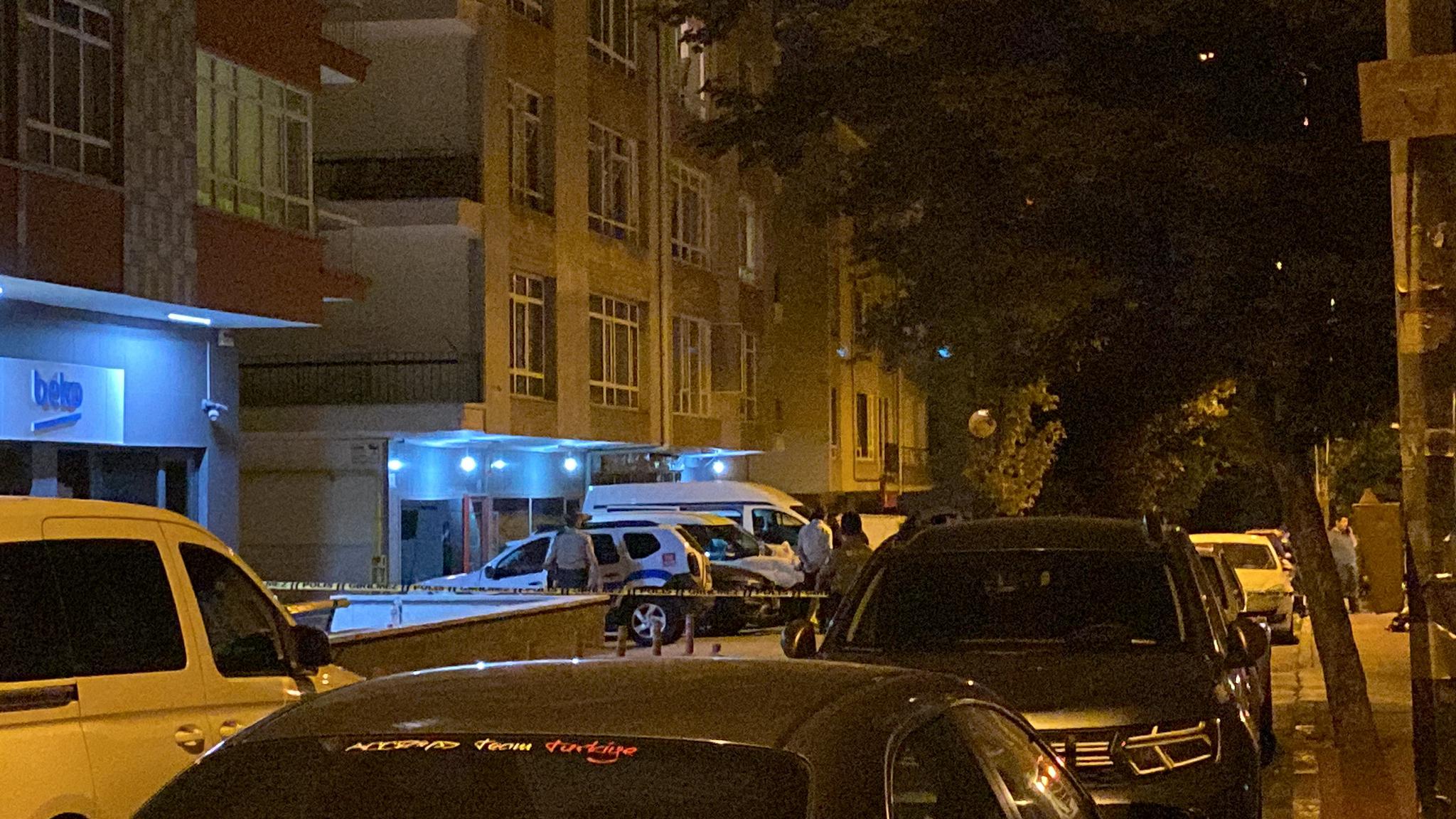 Eski Bakan Abdüllatif Şener'in oğlu Bedirhan Şener, rehin aldığı anneannesini tabancayla öldürdü