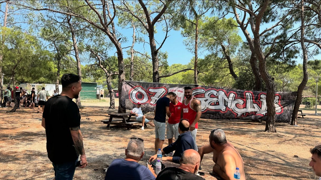 07 Gençlik Antalyaspor Taraftarları Yeni Sezon Öncesi Mangalda Buluştu