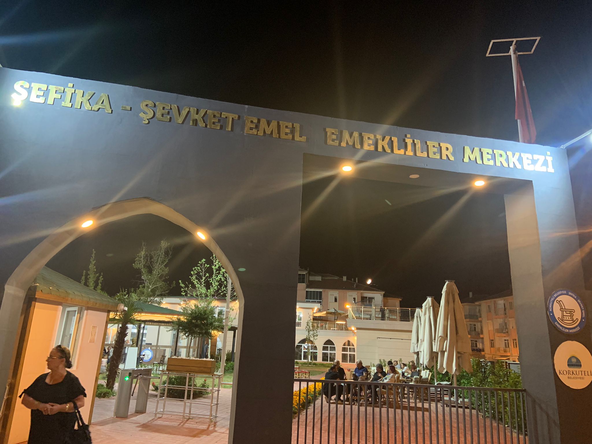Korkuteli'nde Emeklilerden Bol Eğlenceli Bir Akşam