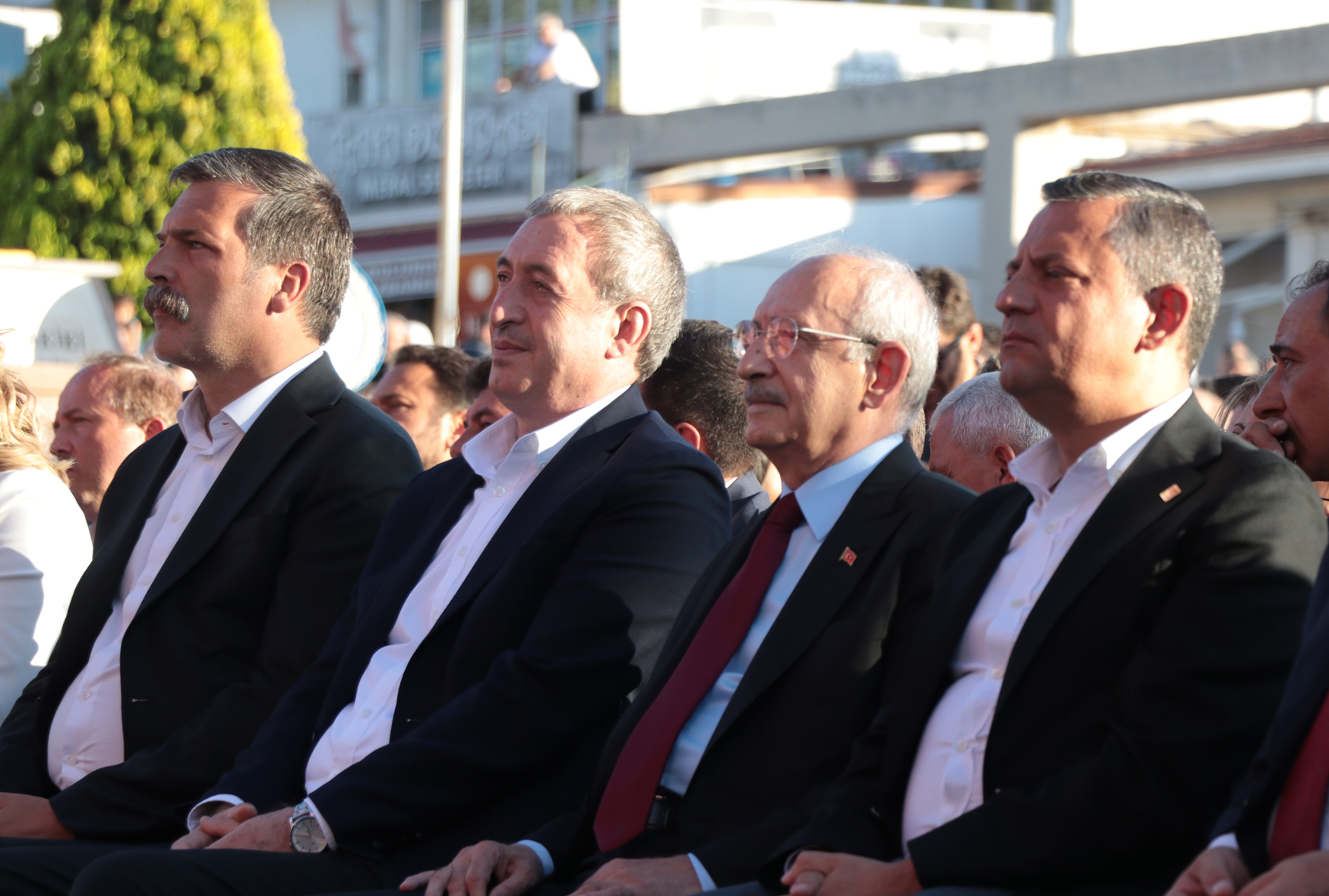 Özgür Özel: Türkiye, Alevilere eşit vatandaşlık haklarını vermemiştir