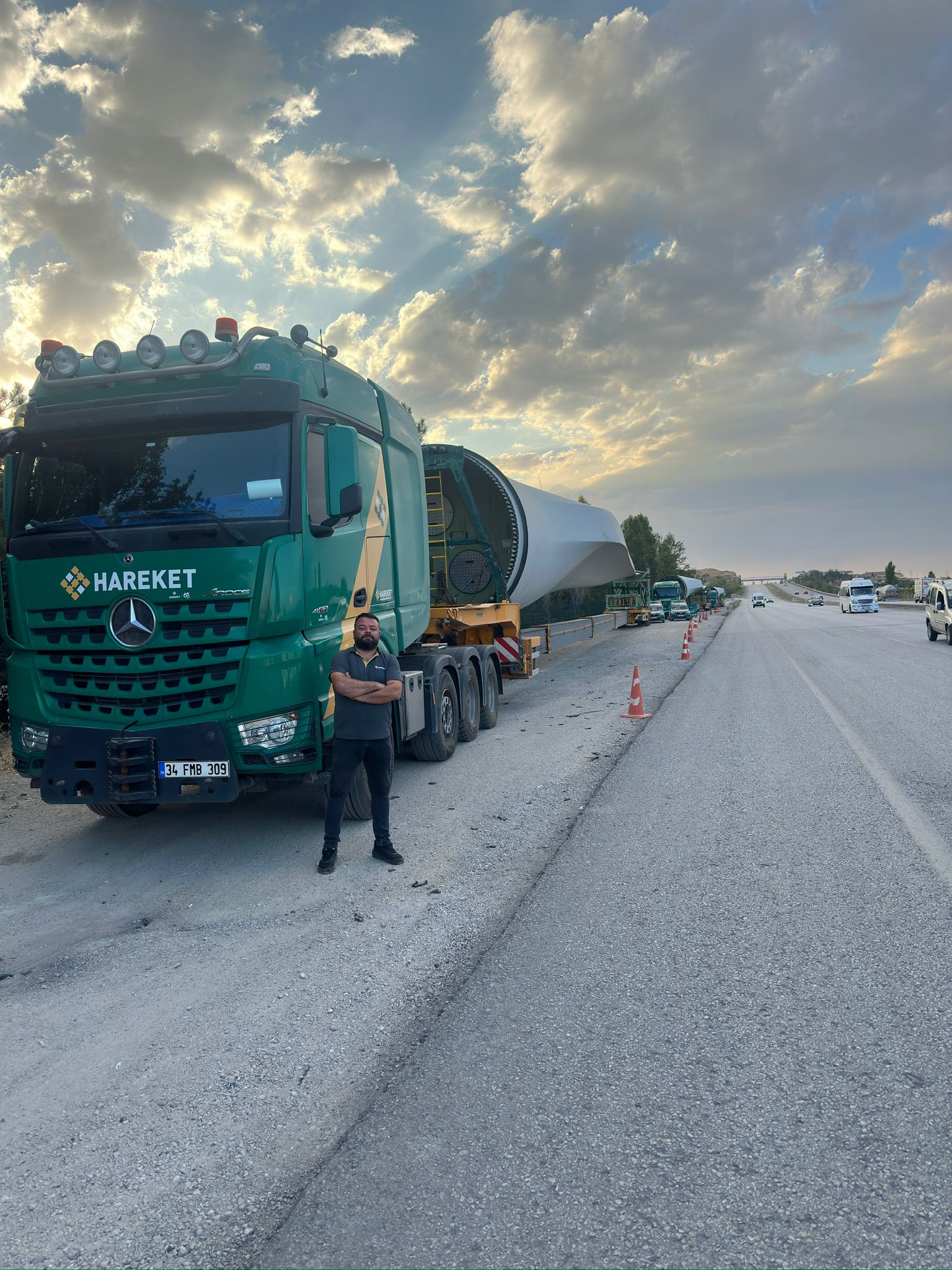 Yaşamları yollarda geçiyor