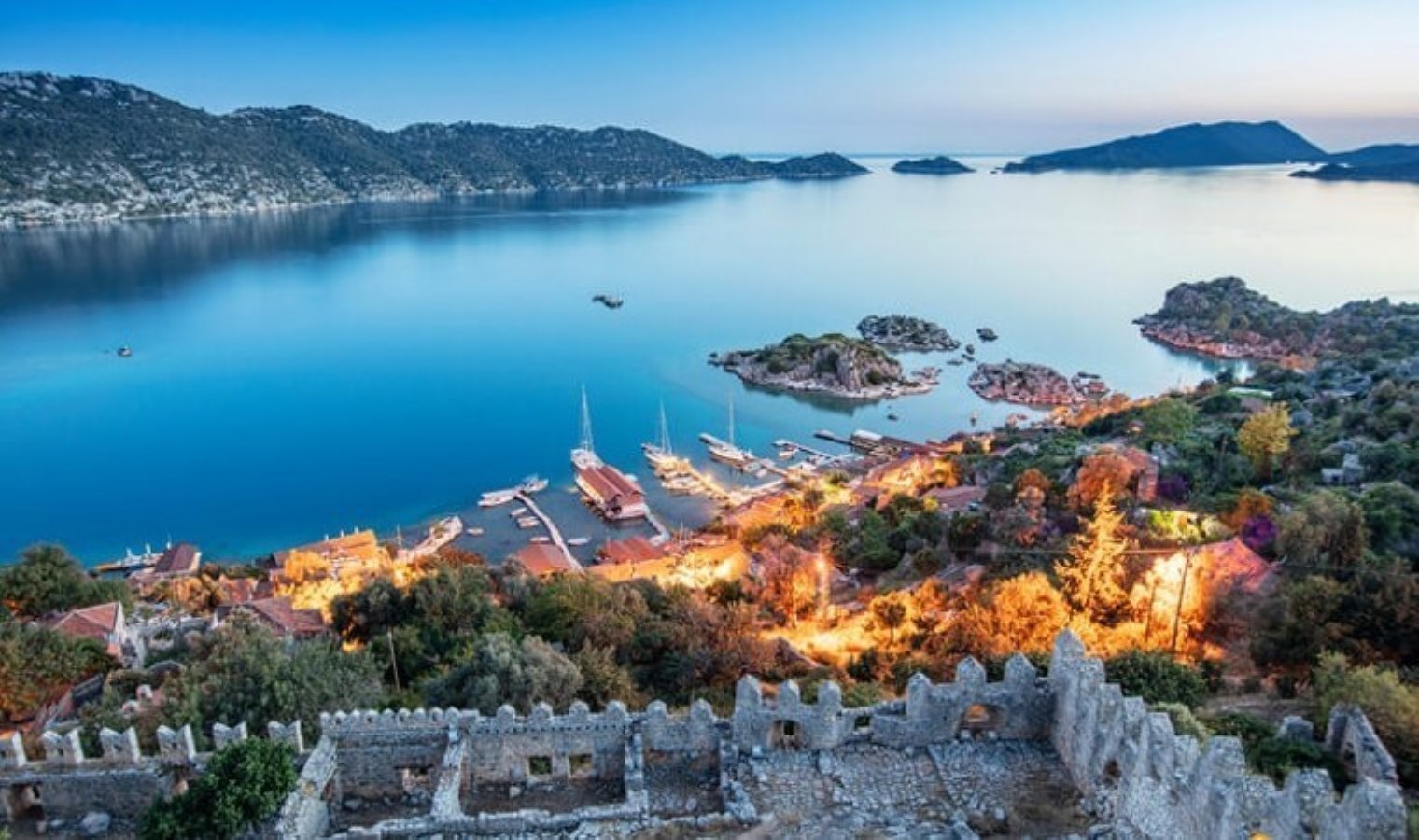 Kaş'ın kalbinde bir hazine! Üçağız Köyü'nde zaman duruyor