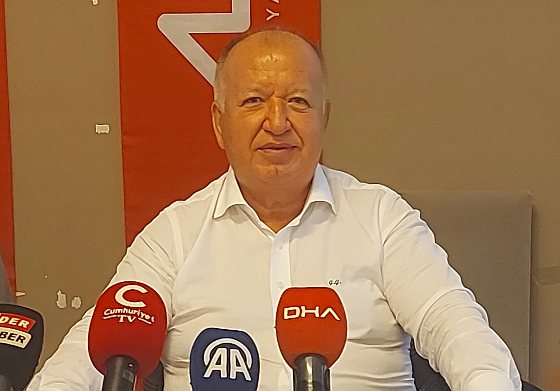 Antalyaspor Vakfı Başkanı Gültekin Gencer: 'Kendim Getirdim, Kendi Başımı Yedim"