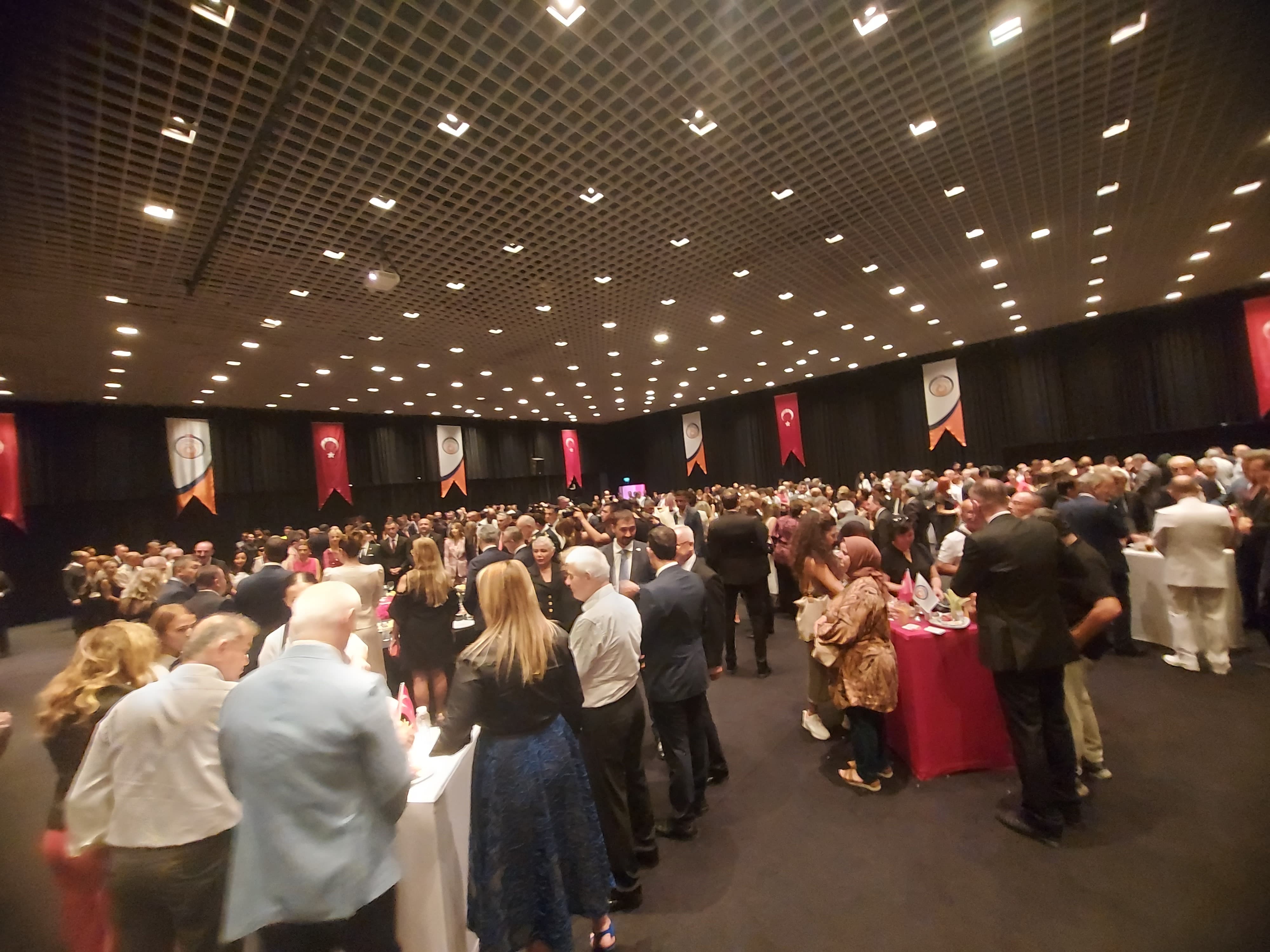 Antalya Valiliğinden Zafer Bayramı Resepsiyonu