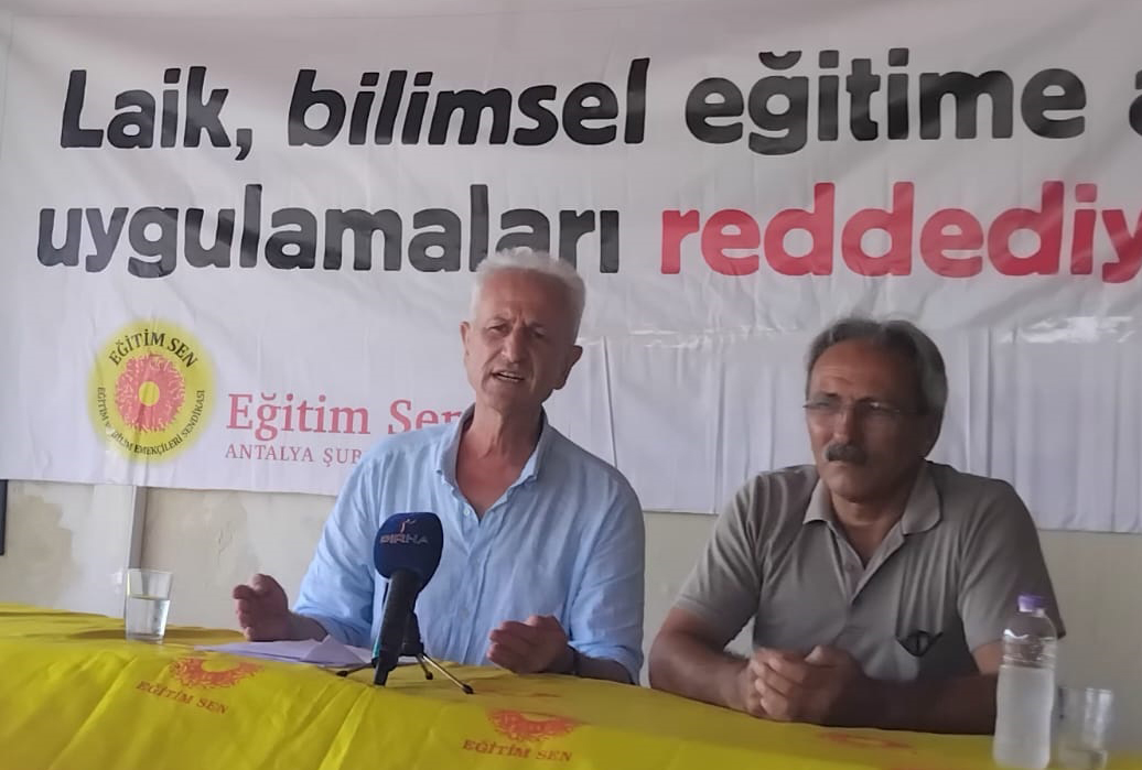Eğitim-Sen Antalya Şube Başkanı Öztürk: ‘Fahiş Zamlar Bütçeleri Zorluyor’