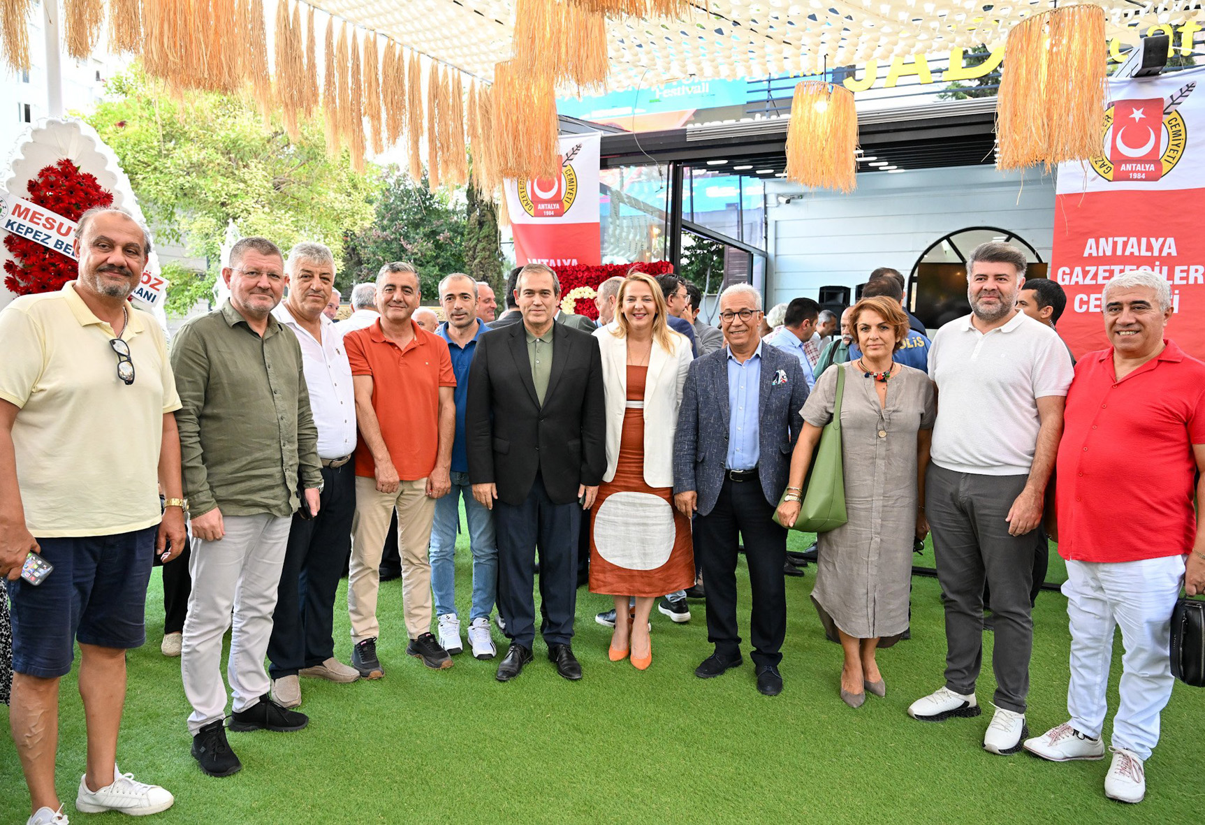 Antalya Gazeteciler Cemiyeti Sosyal Tesisi Jade Cafe açıldı