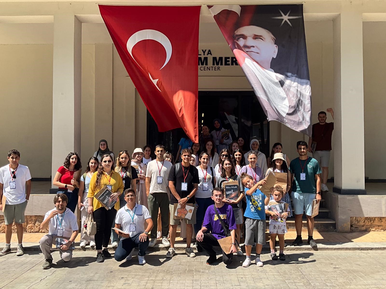 Antalya Bilim Merkezi'nde Geleceğin Öğretmenleri
