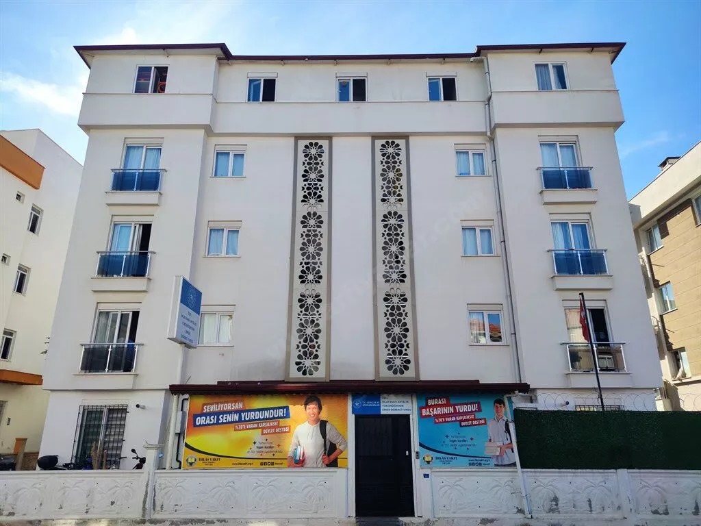 Yeni Dönem Başlıyor Yurtlar Ateş Pahası