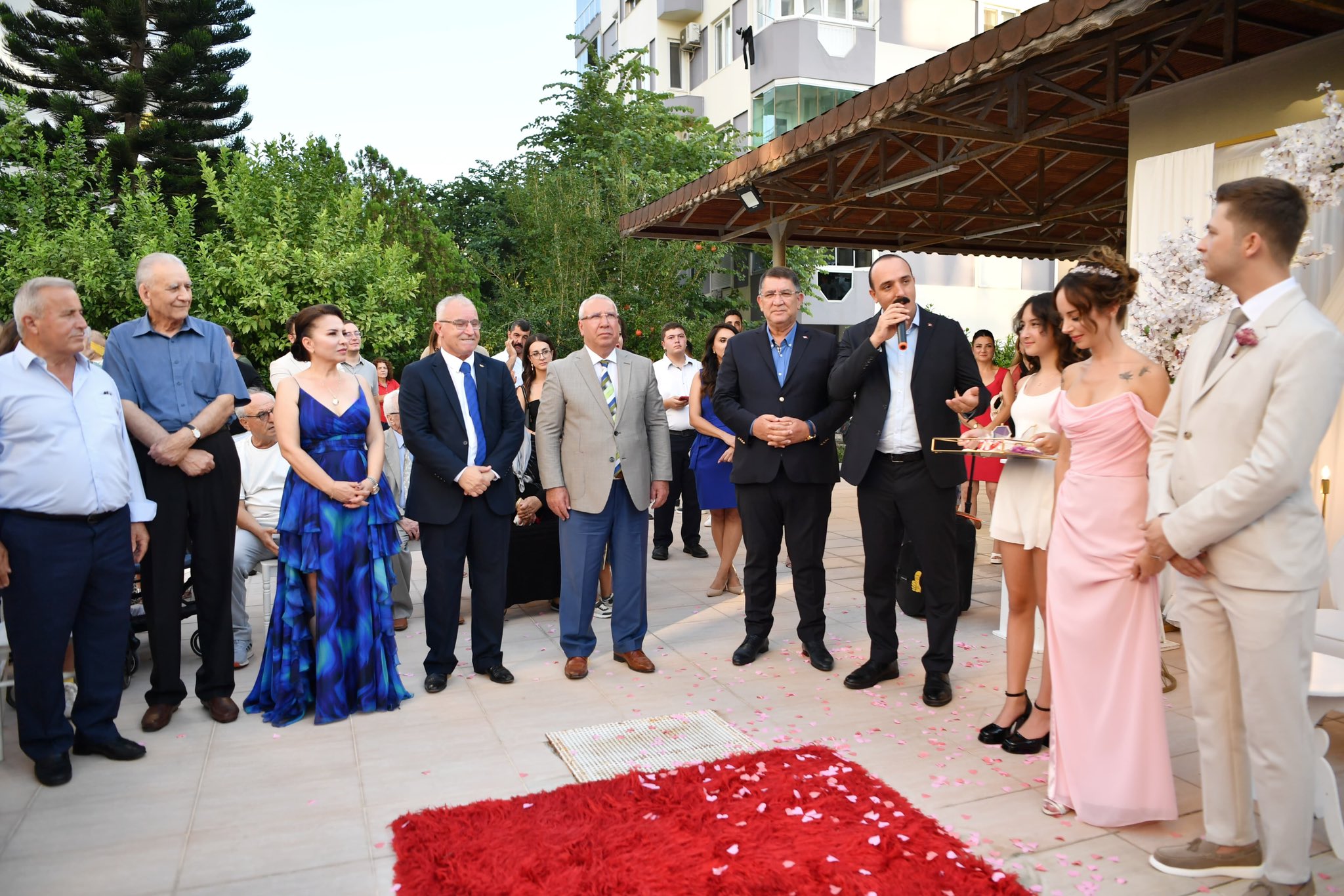 Evrim ve Ozan Çifti Evlilik Yolunda İlk Adımı Attı