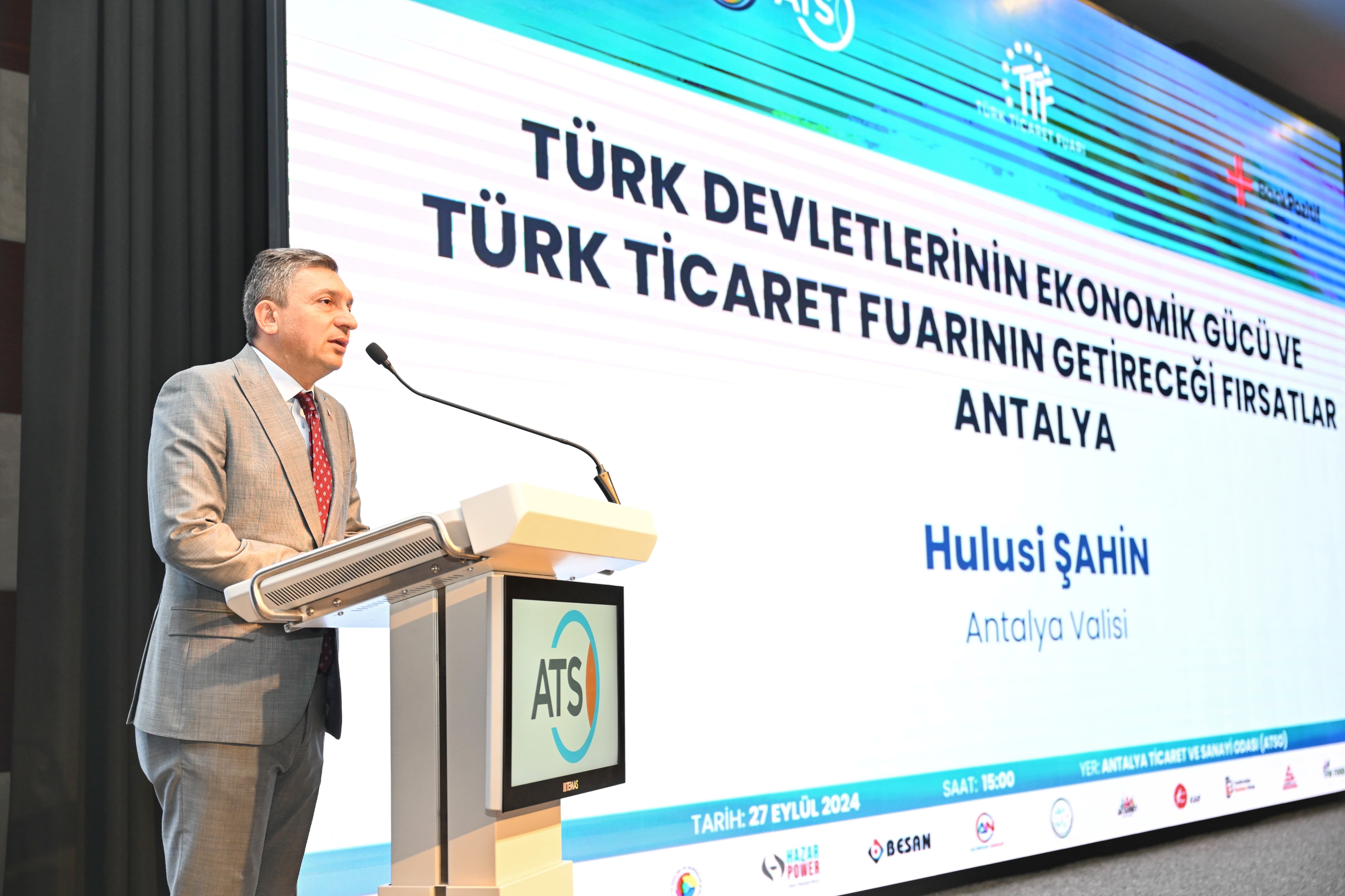 Antalya Valisi Şahin: "Türk birliğini kurarak dünyaya adaleti, barışı ve nizamı tekrar öğreteceğiz"
