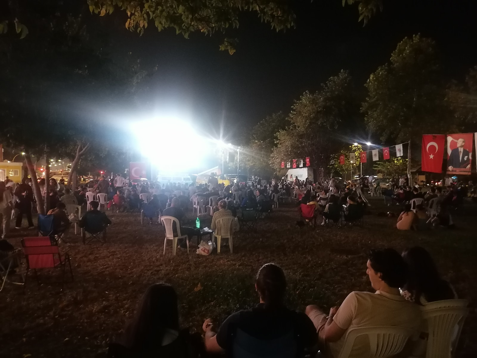 Gülveren Parkı’nda “Üniversite’ye Hoş Geldin” Konseri