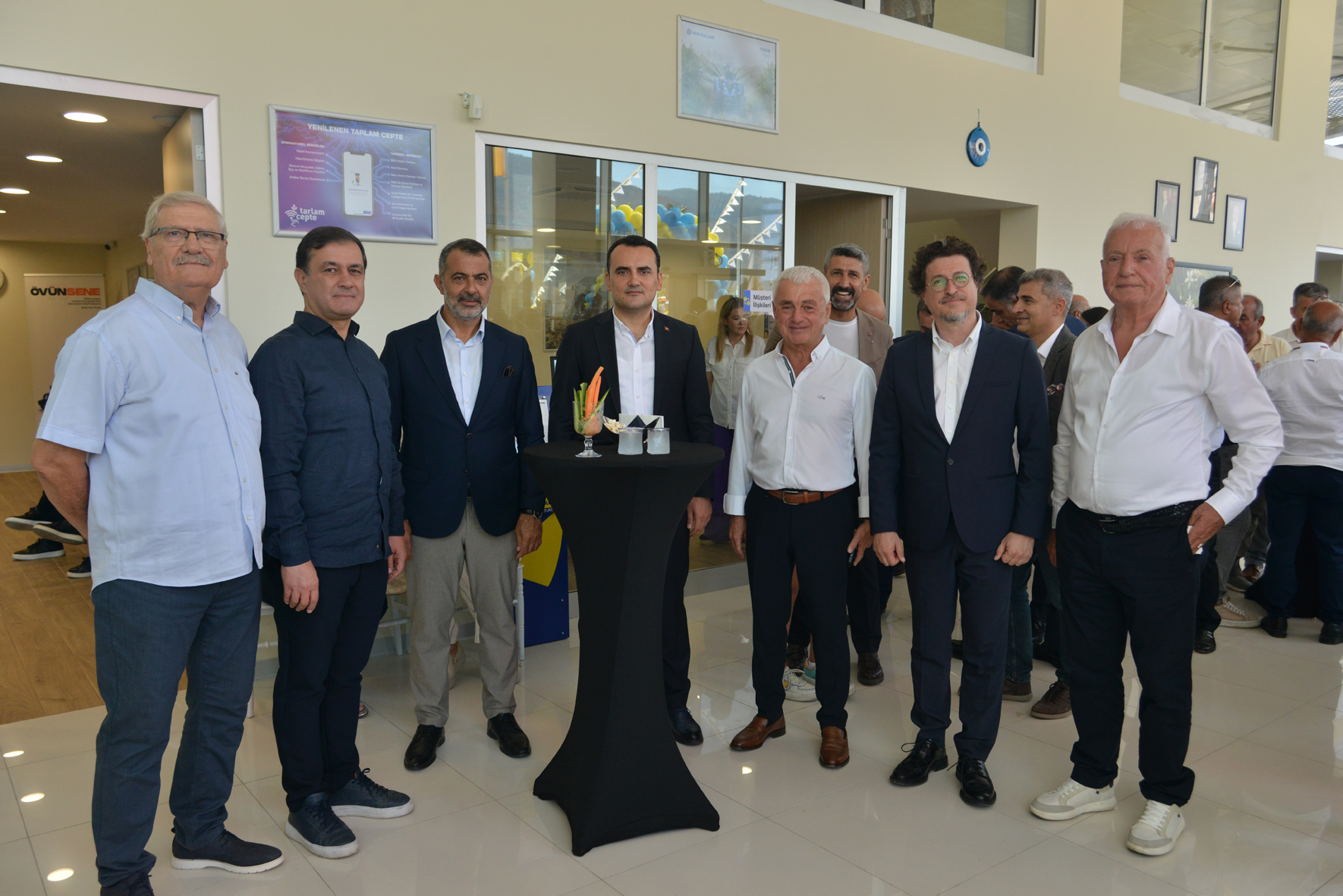 Bilal’den Finike’ye Yeni Yatırım! New Holland 3S Plaza Açıldı