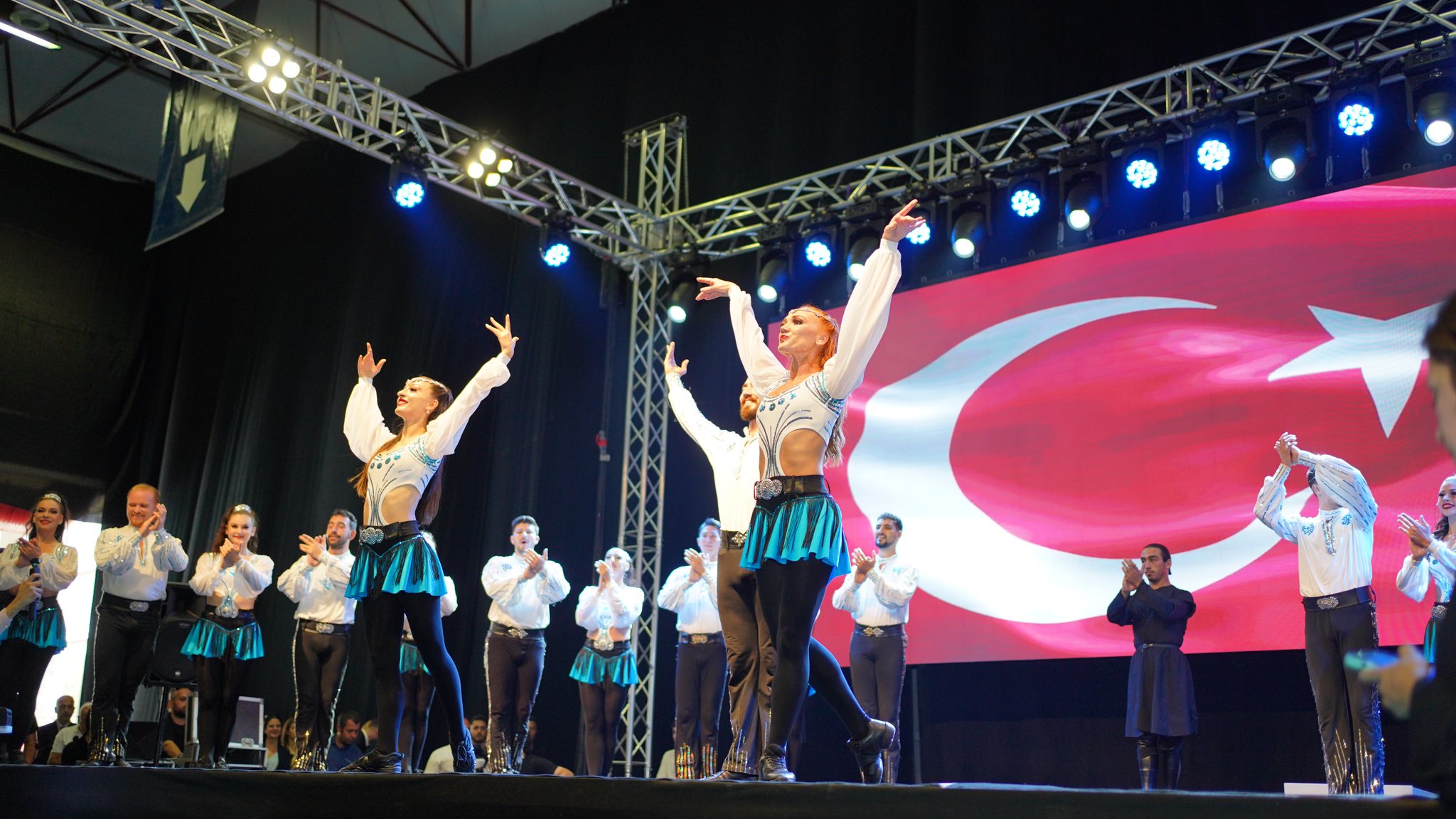 YÖREX’de Anadolu Ateşi Gösterisi Büyüledi