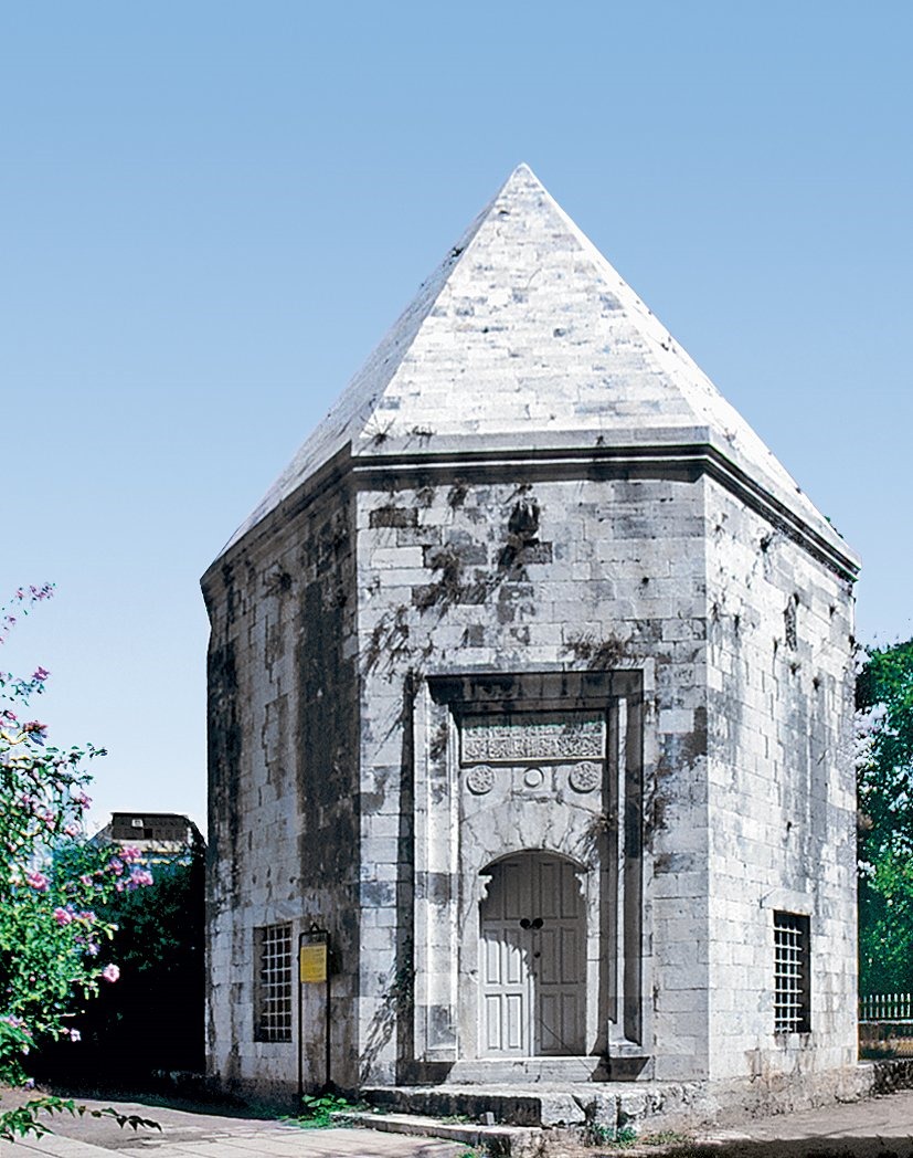 Antalya'nın Tarihi Mirası Yivli Minare Camii