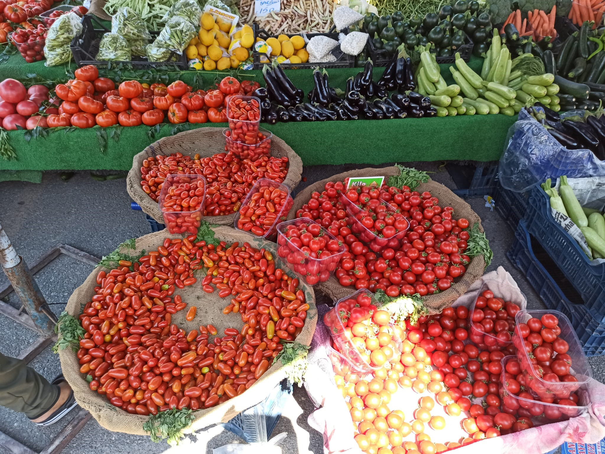 Havalar Soğuyor, Pazar Fiyatları Yükseliyor