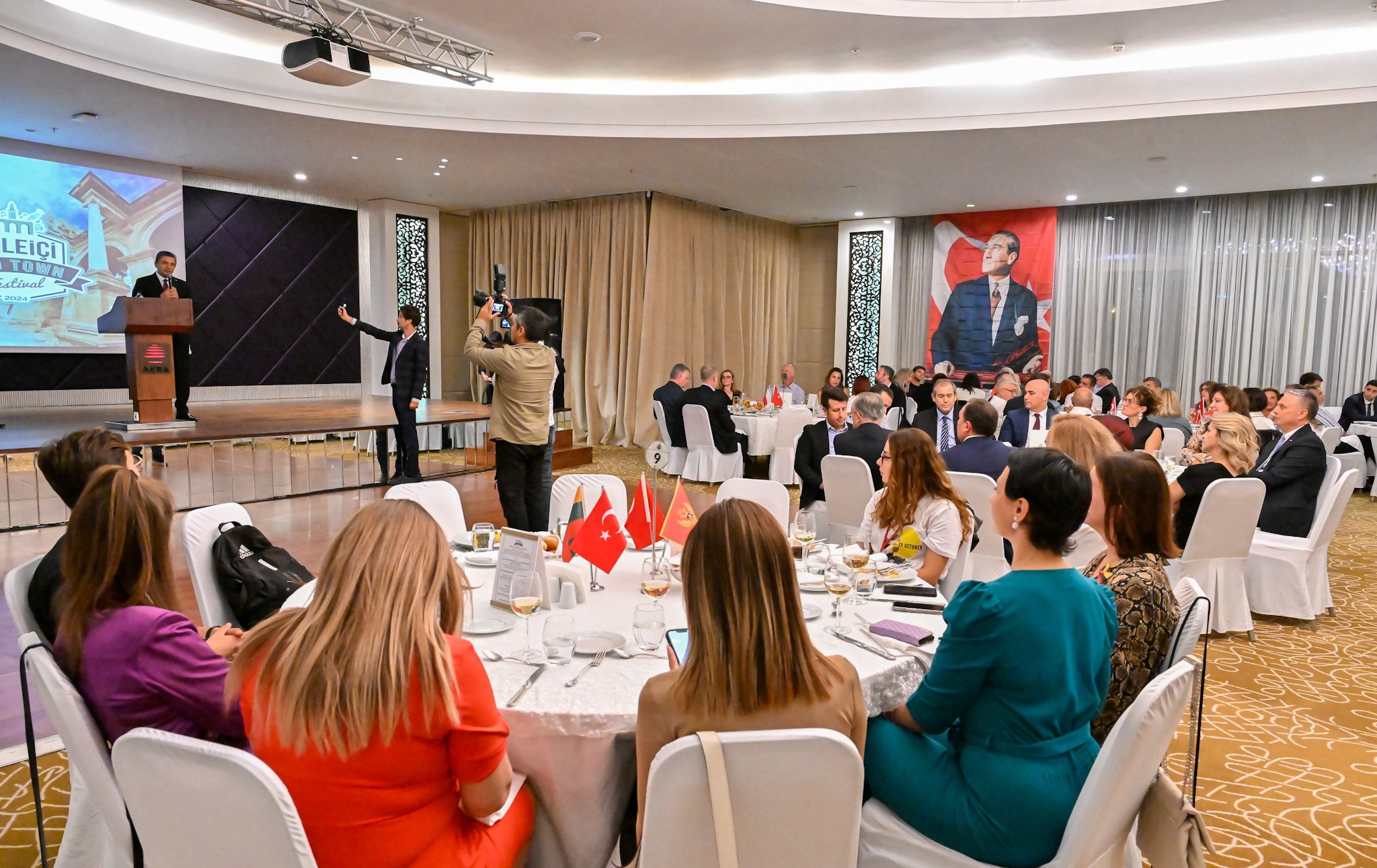Kaleiçi Old Town Festivali İçin Gala Yemeği Düzenlendi