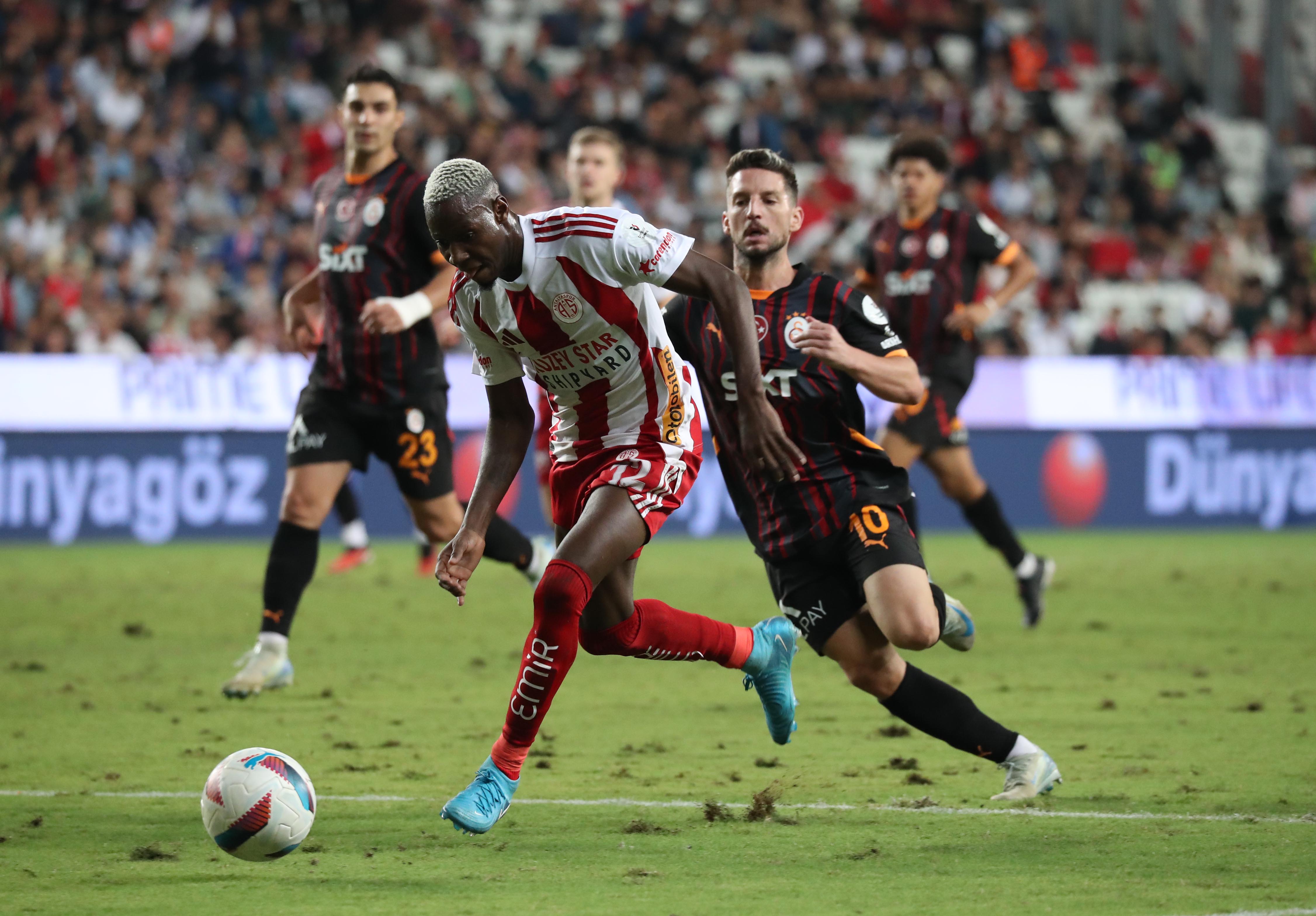 Antalyaspor lidere direnemedi! Antalyaspor:0 – Galatasaray:3