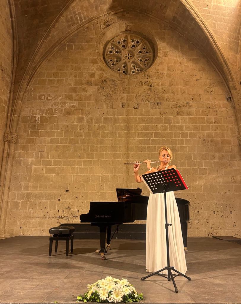 Flüt Sanatçısı Lelya Bayramoğulları, Kuzey Kıbrıs Müzik Festivali’nde Büyüledi