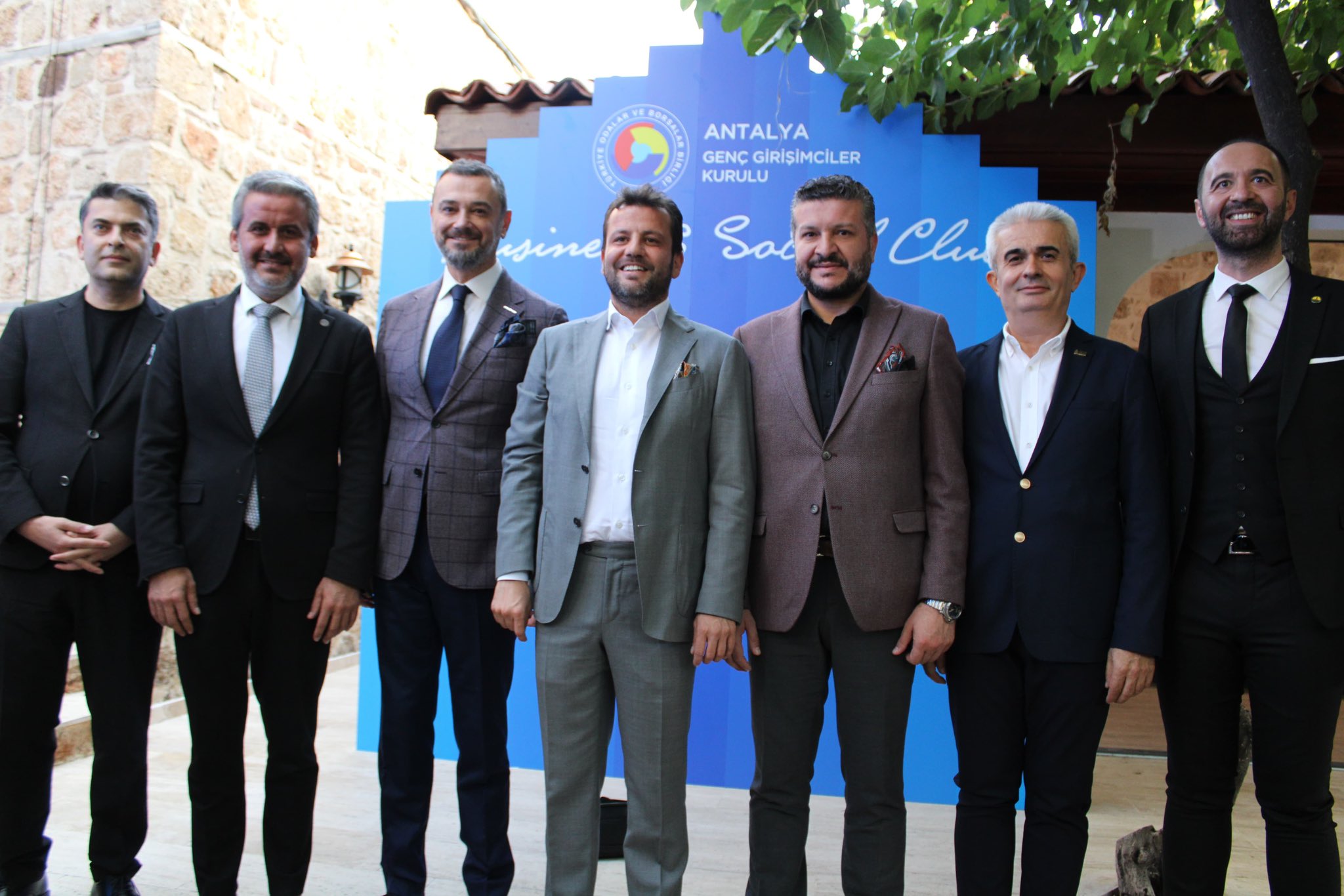 Antalya'da Genç Girişimciler "TOBB GGK Business & Social Club" Etkinliğinde Bir Araya Geldi
