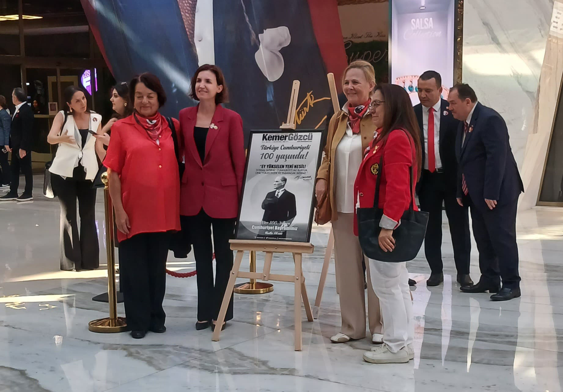 Antalya Gazeteciler Cemiyetinden Cumhuriyet’in 101. Yılına Özel Anlamlı Sergi