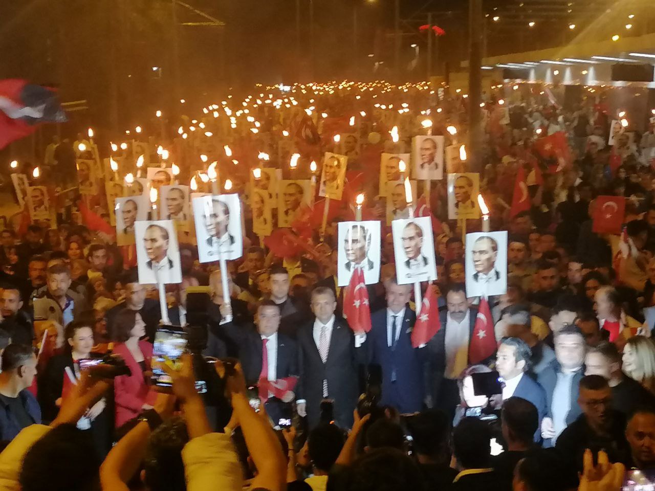 Antalya’da Coşkulu Fener Alayı