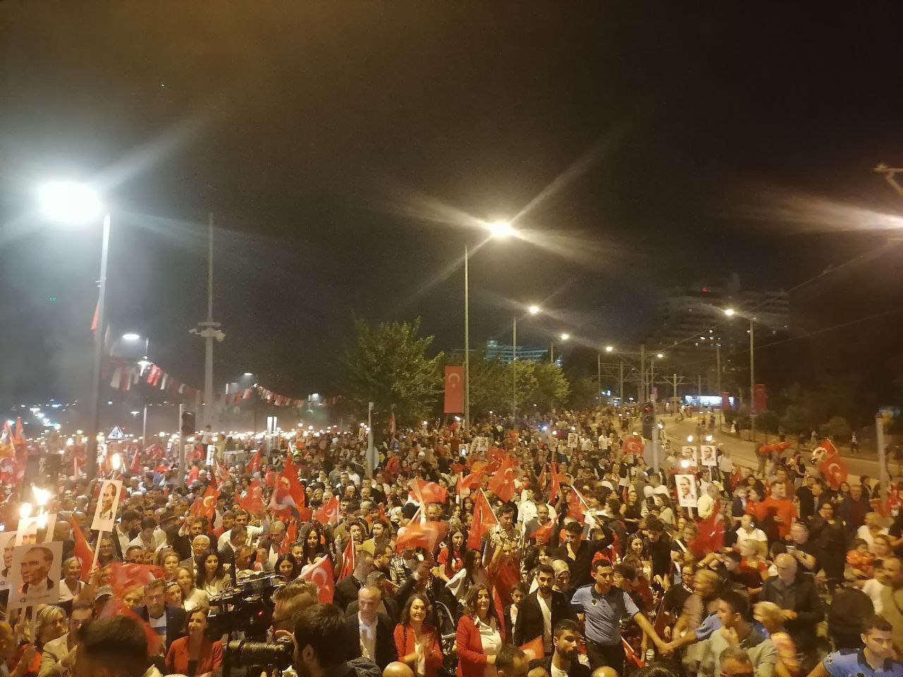 Antalya’da Coşkulu Fener Alayı