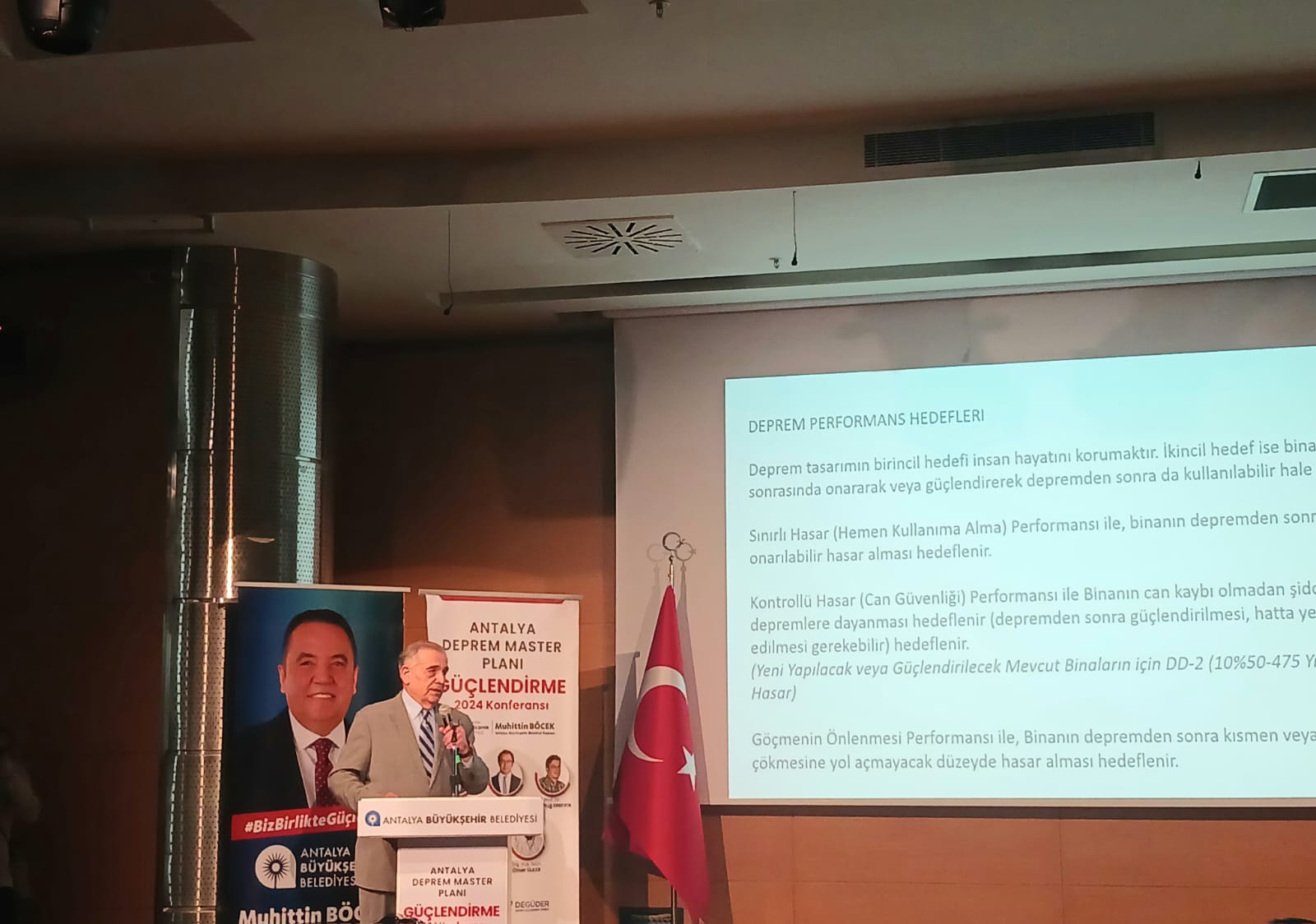 Antalya Büyükşehir Belediyesi Tarafından Antalya Deprem Master-Güçlendirme Konferansı Gerçekleştirdi