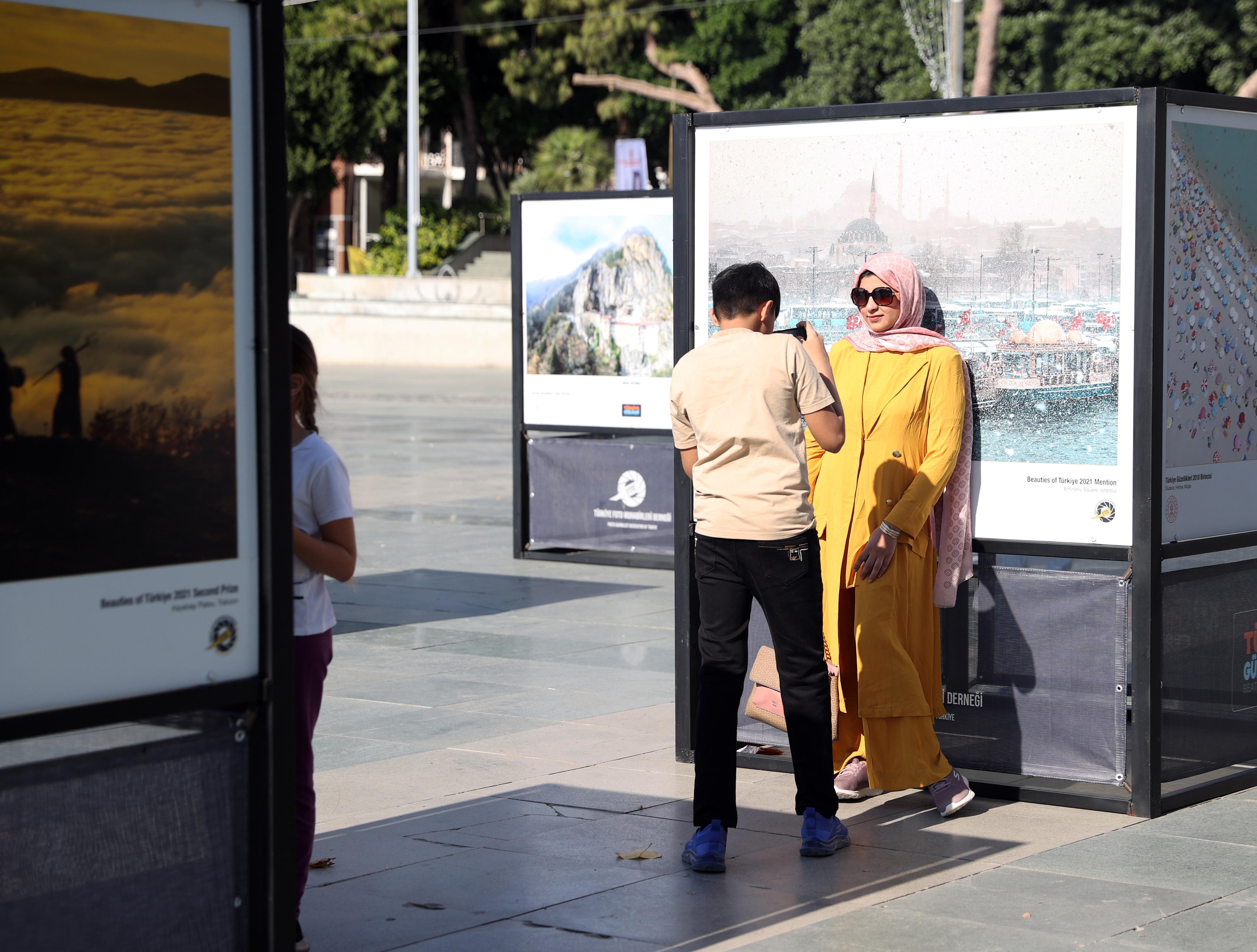 Türkiye Güzellikleri Antalya'da Sergileniyor
