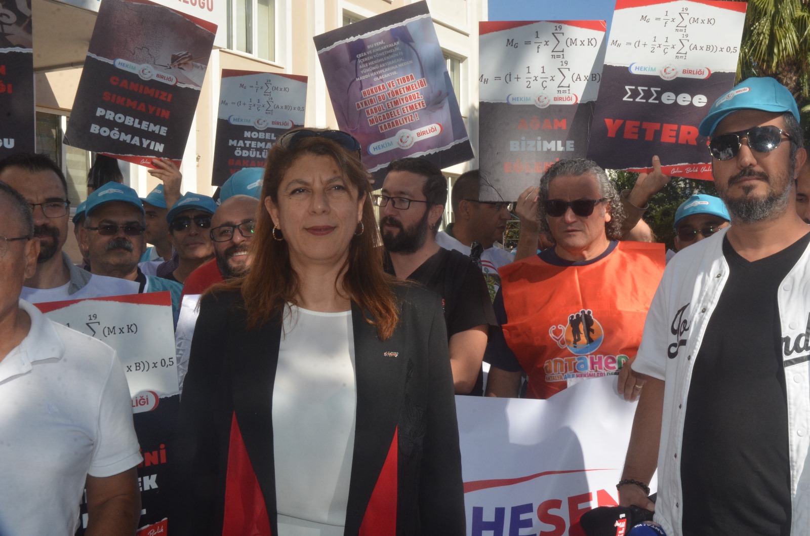 Aile Hekimlerinden Yeni Yönetmeliğe Tepki