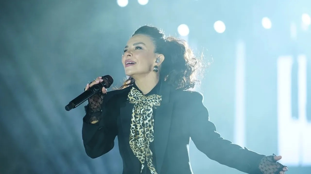 Fatma Turgut Antalyalı Hayranlarıyla Buluşmaya Hazırlanıyor