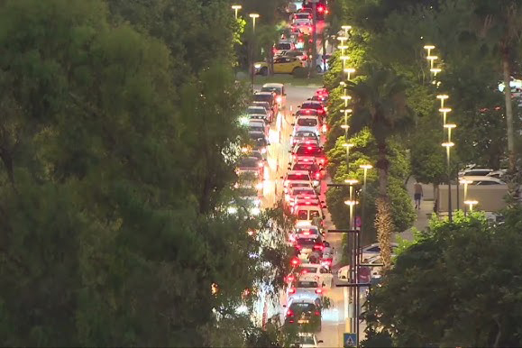Konyaaltı Beach Park’ta Bitmeyen Trafik Çilesi