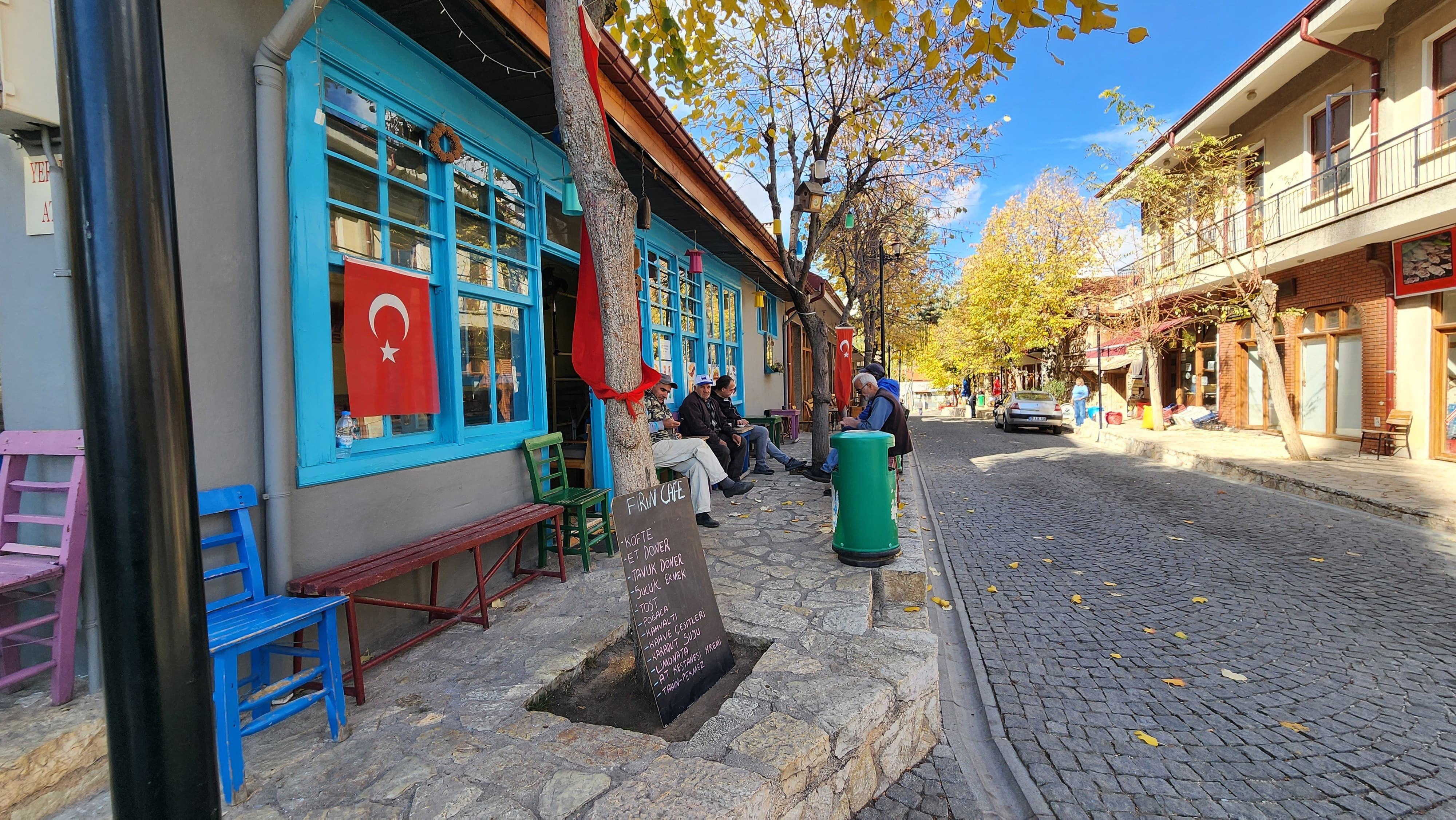 Tarihi düğmeli evlerin bulunduğu Ormana, dünyanın en iyi turizm köyü seçildi