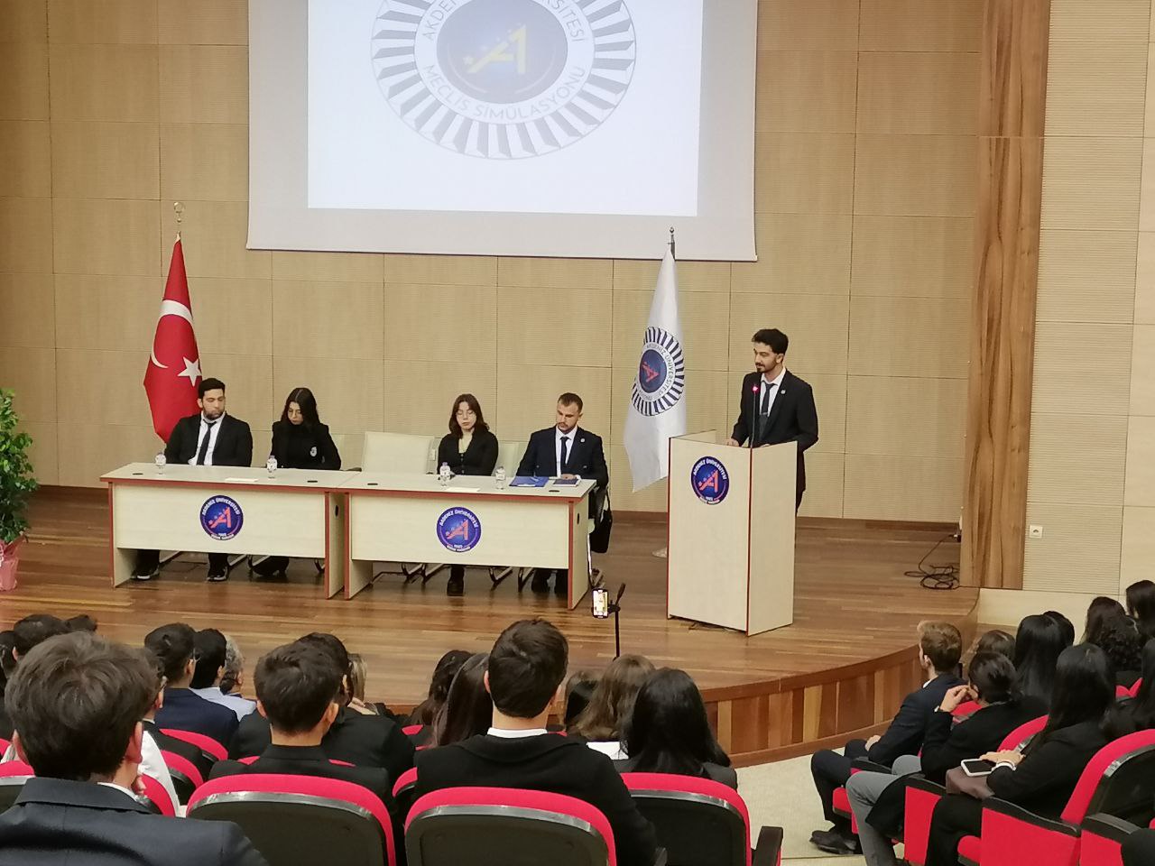 Meclis Simülasyonu 3. Dönemine Girdi