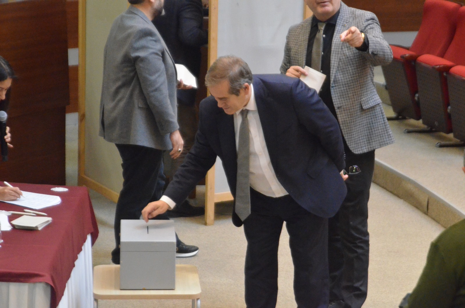 ATSO'da seçim! Yeni Başkan Yardımcısı Emrah Polat
