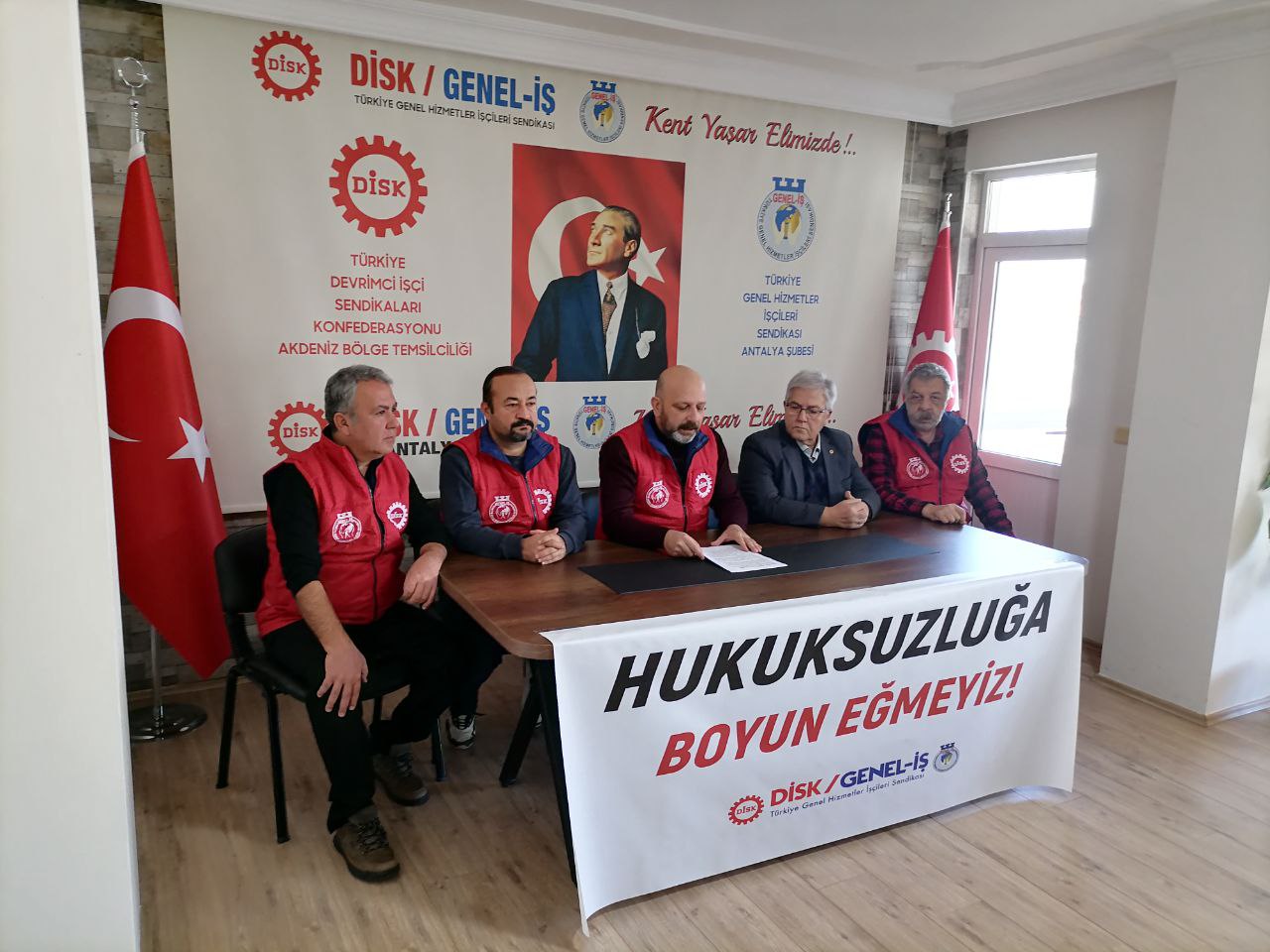 Vedat Küçük: ‘Emek Mücadelesine Zarar Veremezler’