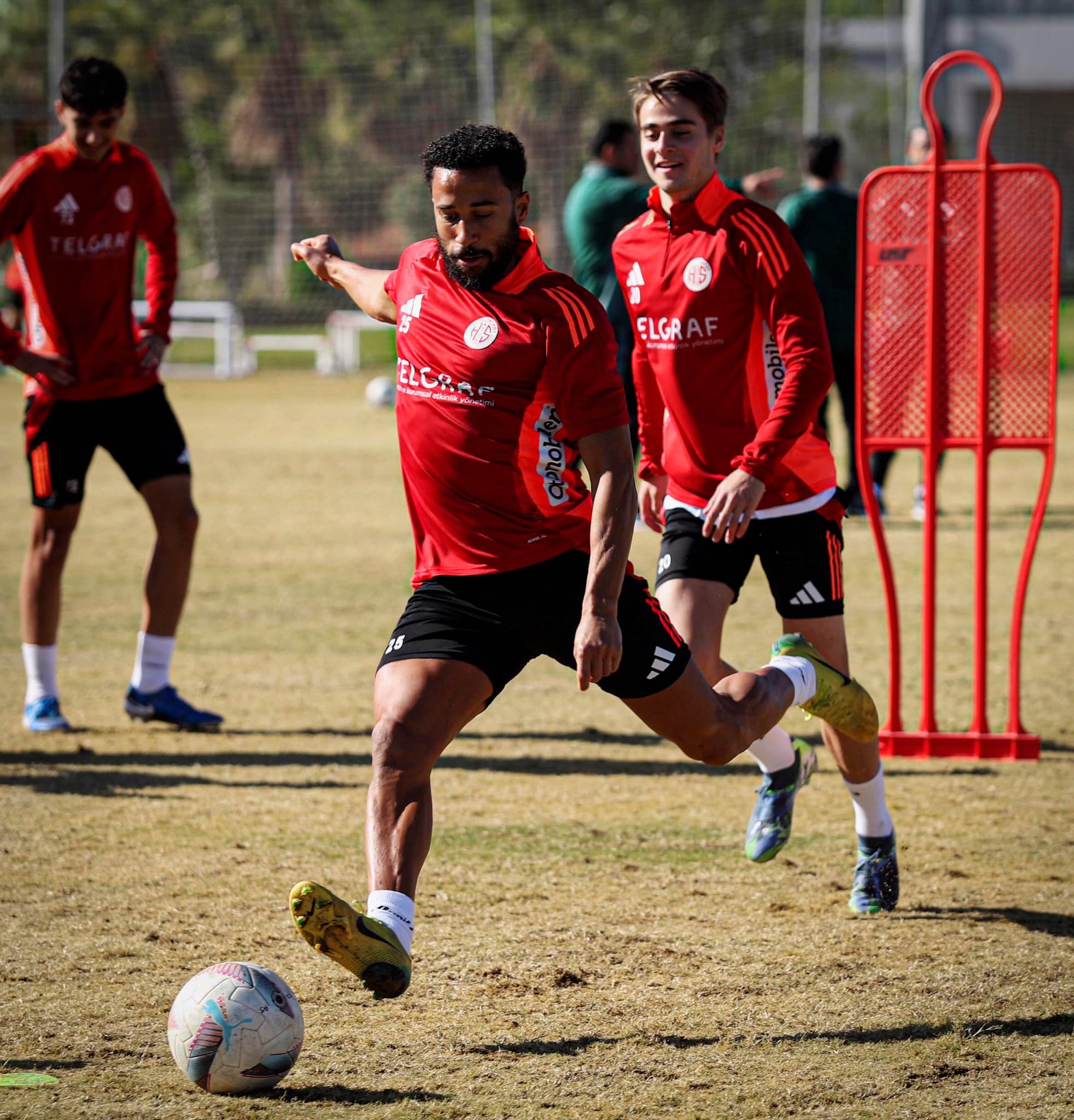 Antalyaspor Evinde Sivasspor’u Ağırlayacak
