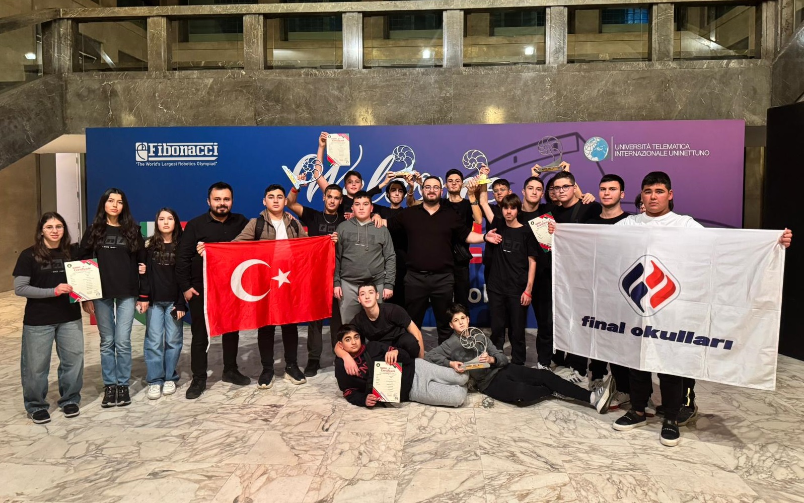 Antalyalı öğrencilerden büyük başarı
