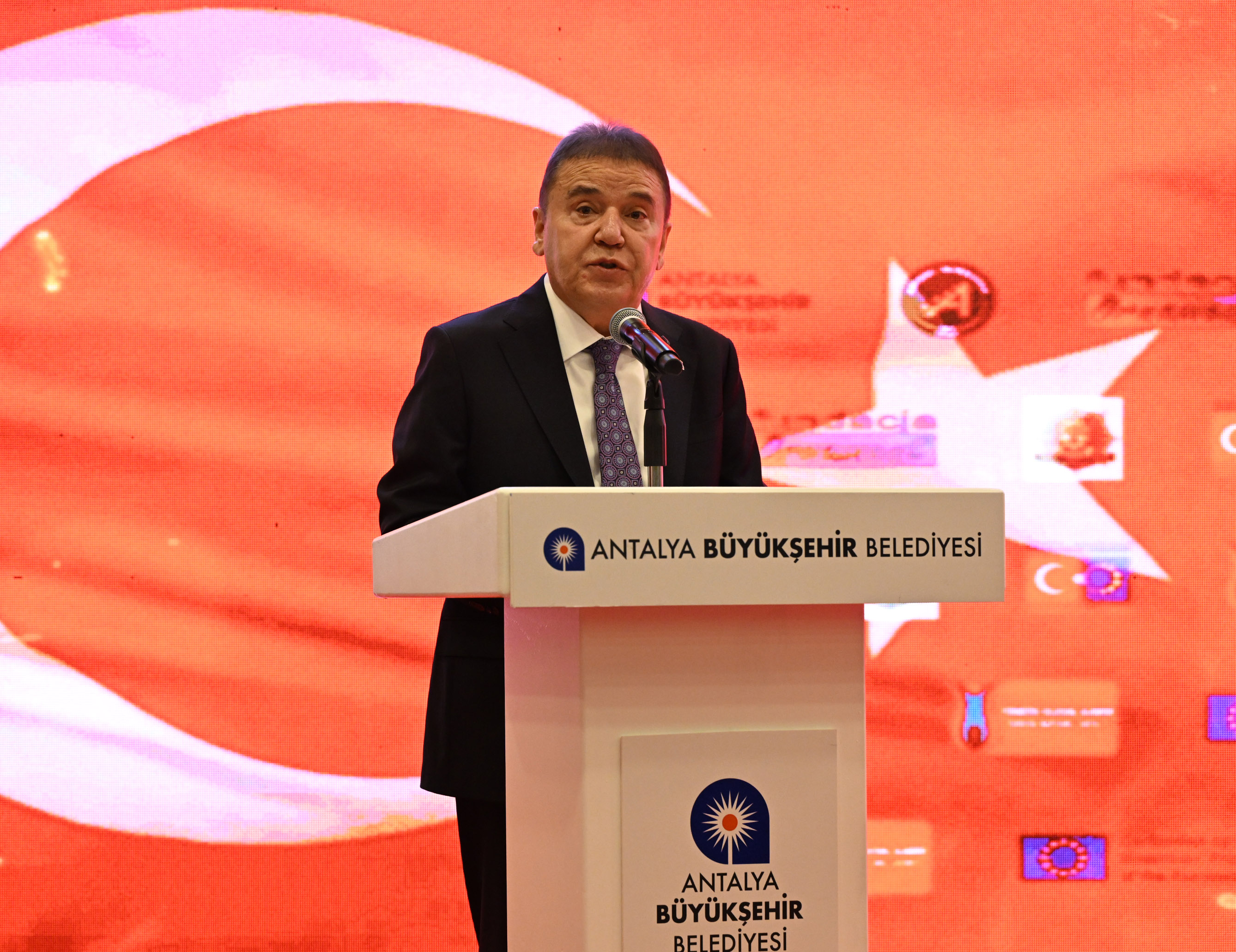 Antalya'da İtfaiye Eğitim Semineri