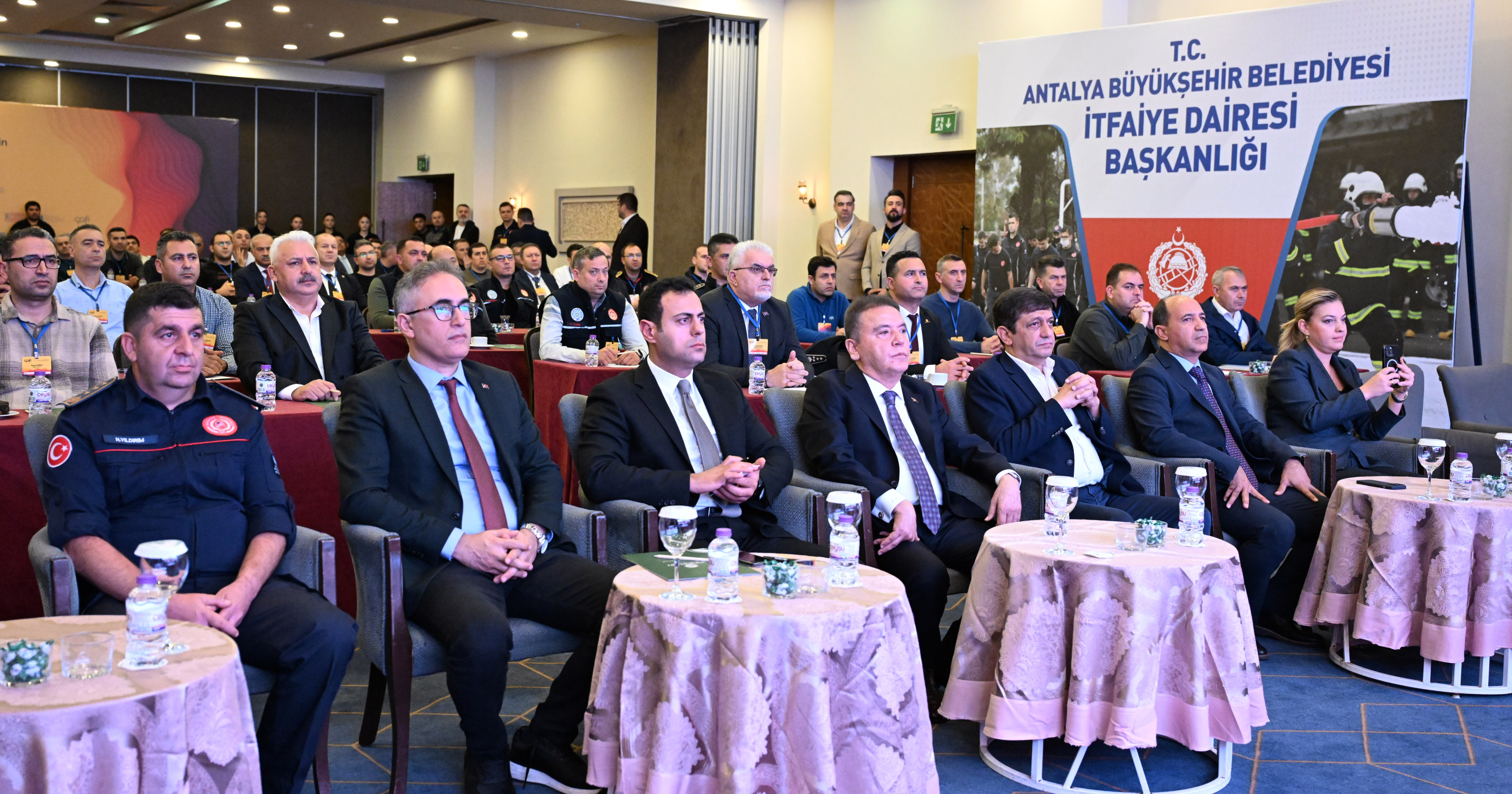Antalya'da İtfaiye Eğitim Semineri