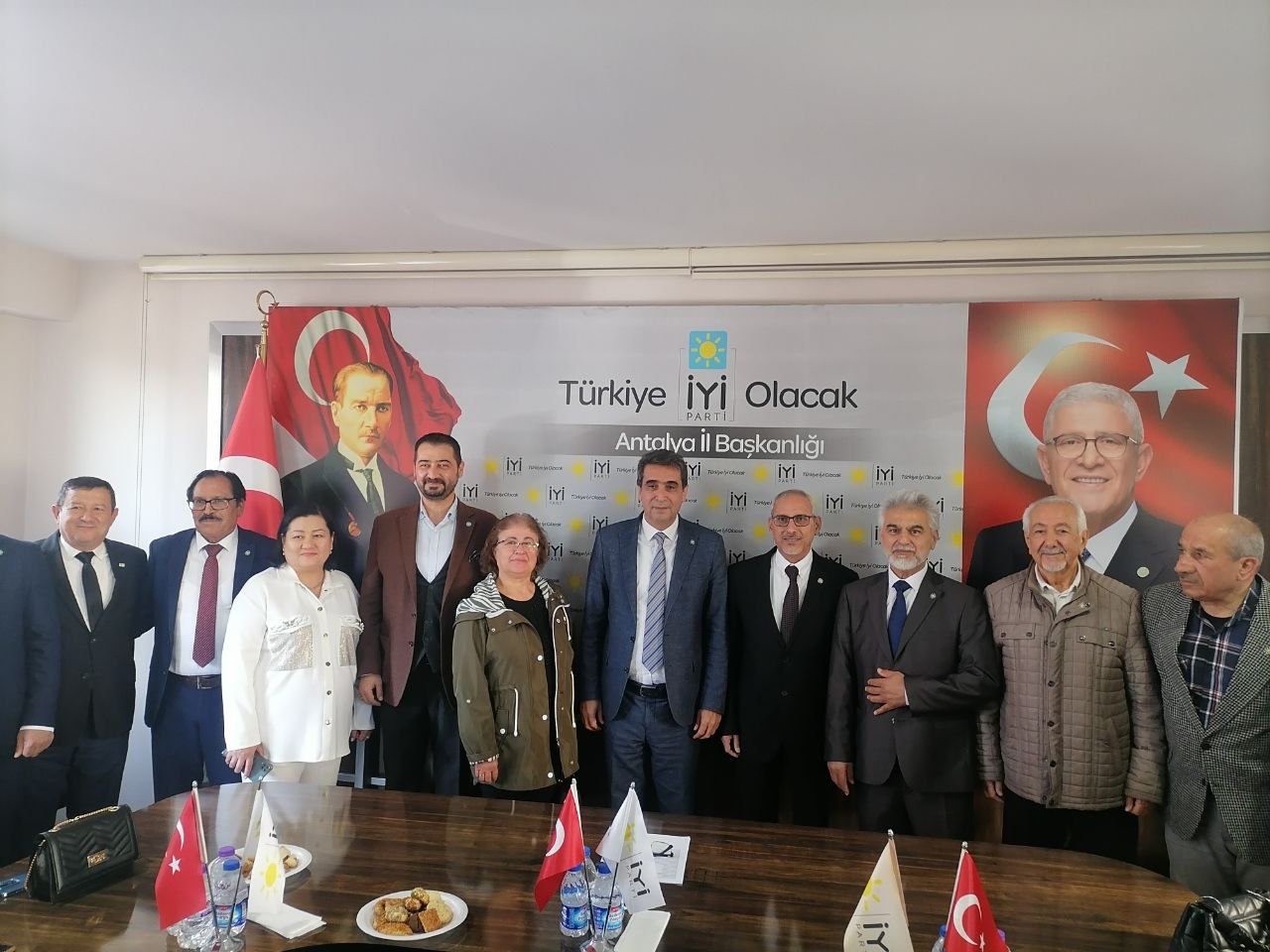 Zafer Partisi Kurucu Üyeleri İYİ Parti’ye Geçti