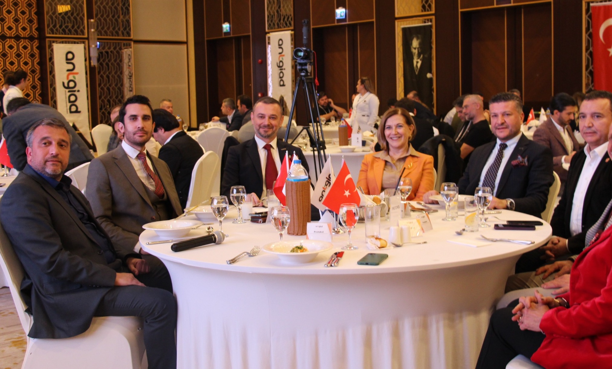 Antalya Genç İş İnsanları Derneği’nin Olağan Toplantısı Yapıldı