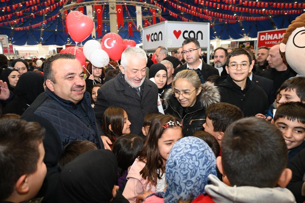 7. Isparta Kitap Fuarı "Kitaplar Gül Açıyor" Temasıyla Açıldı
