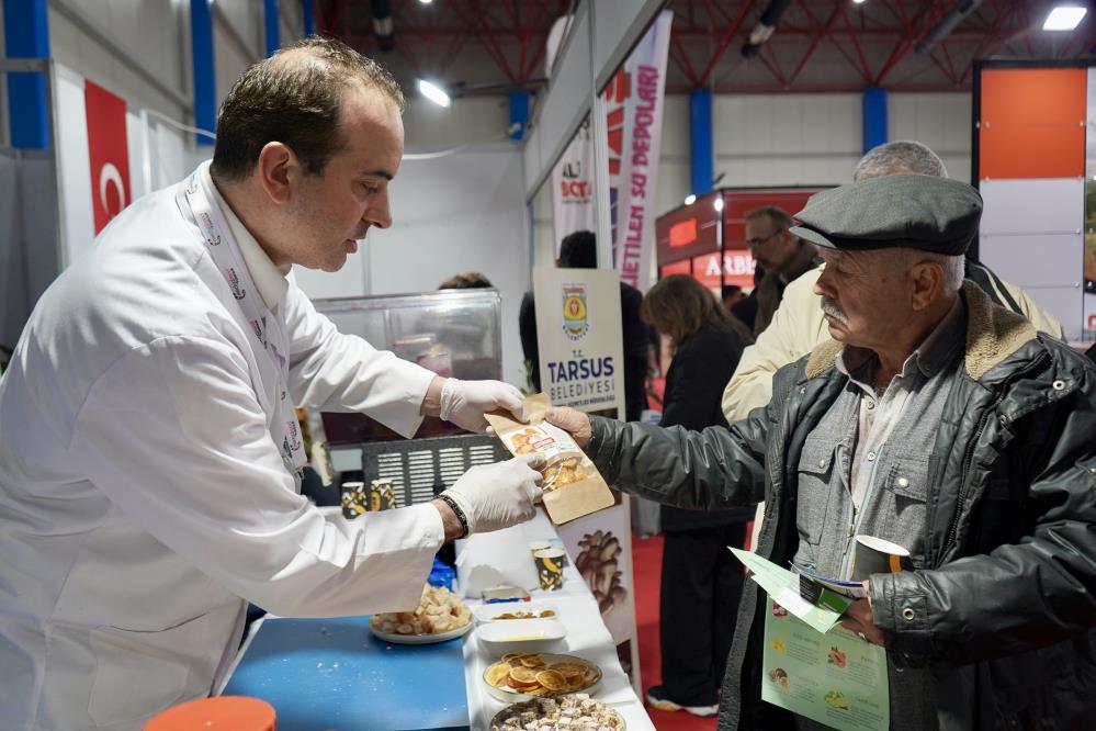 Tarsus Belediyesi'nin Mersin Tarım Fuarı'ndaki Stant İlgi Gördü
