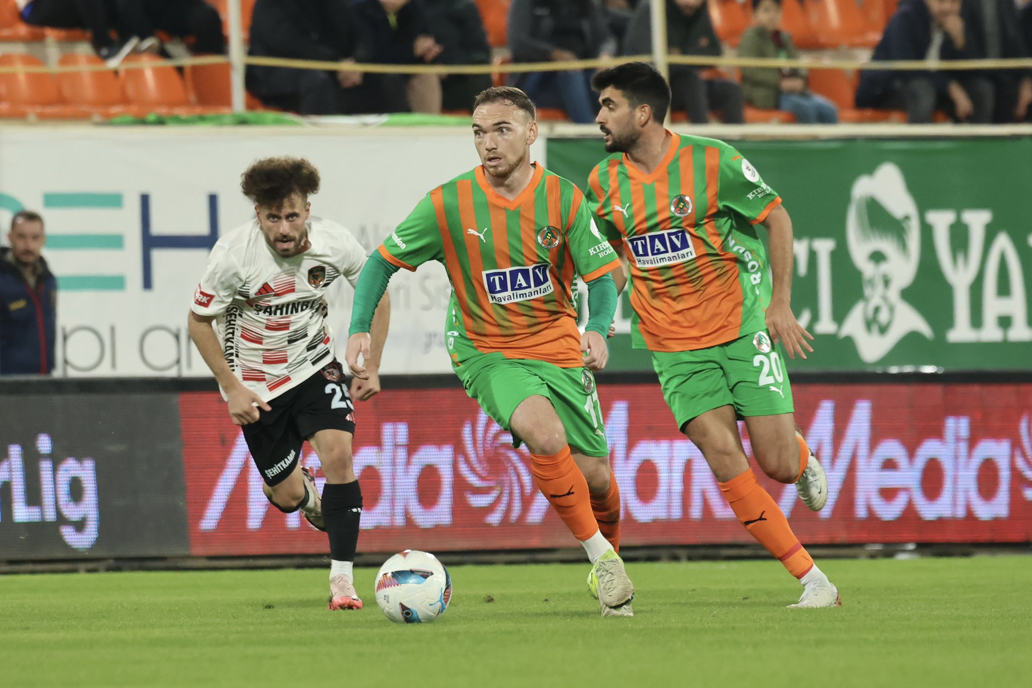 Alanya'da 3 Gol 3 Puan