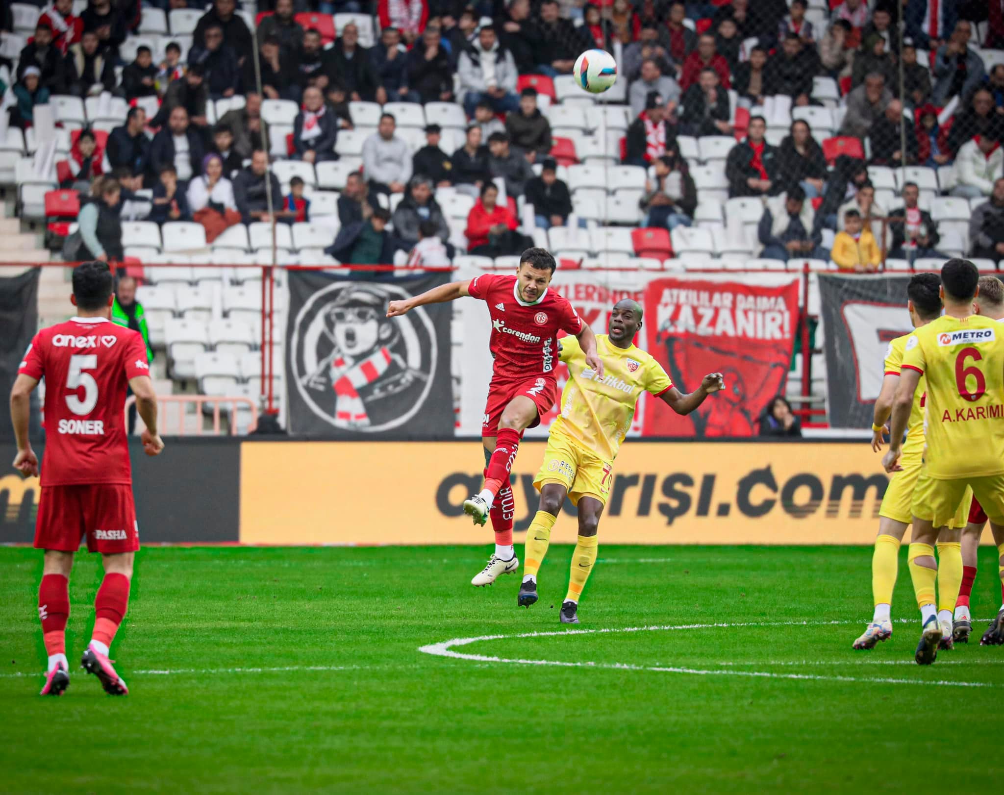Antalya’da İlk Yarı Gol Uzatmalarda Geldi! Antalyaspor:1 Kayserispor:  0